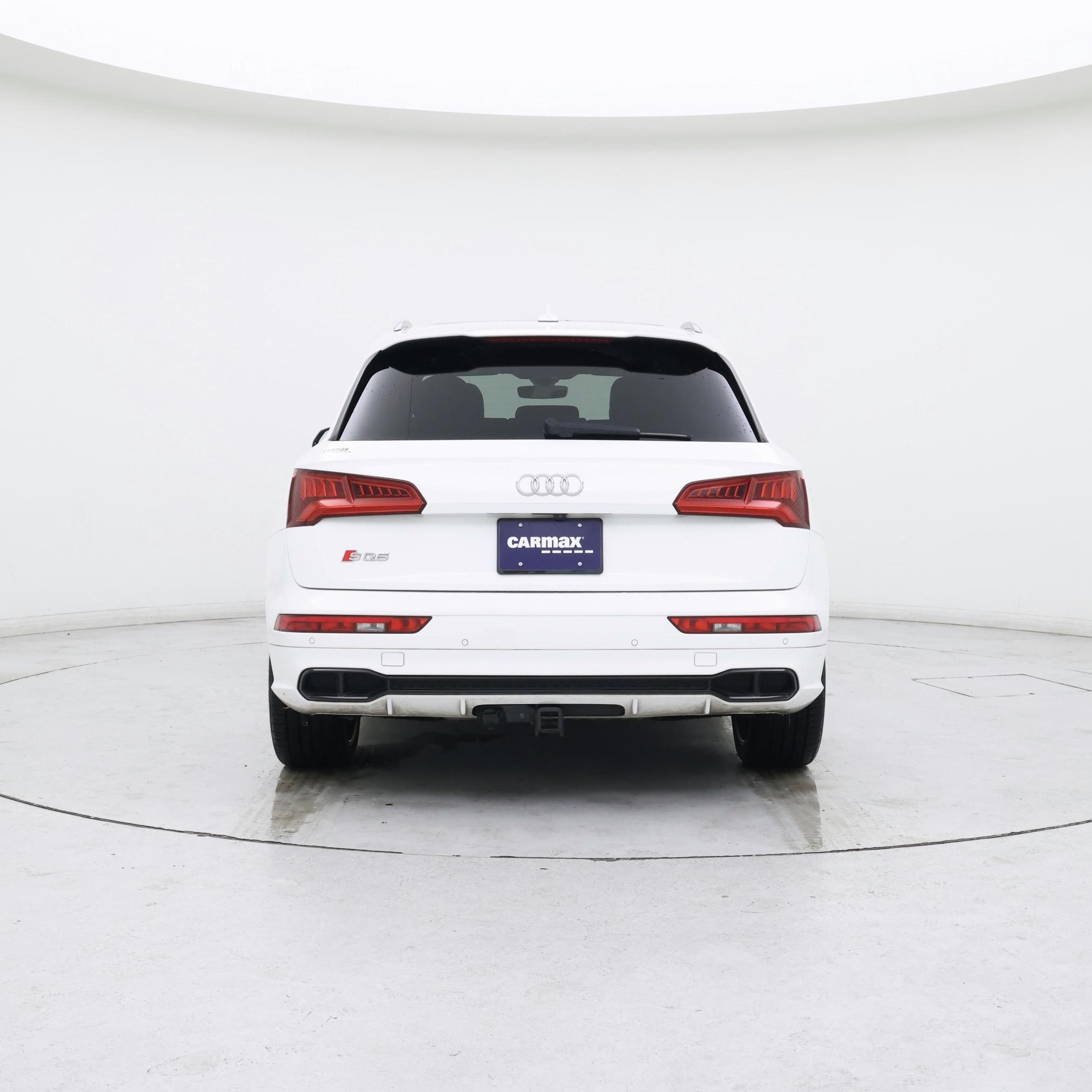 Thumbnail: 2020 Audi SQ5 - 6