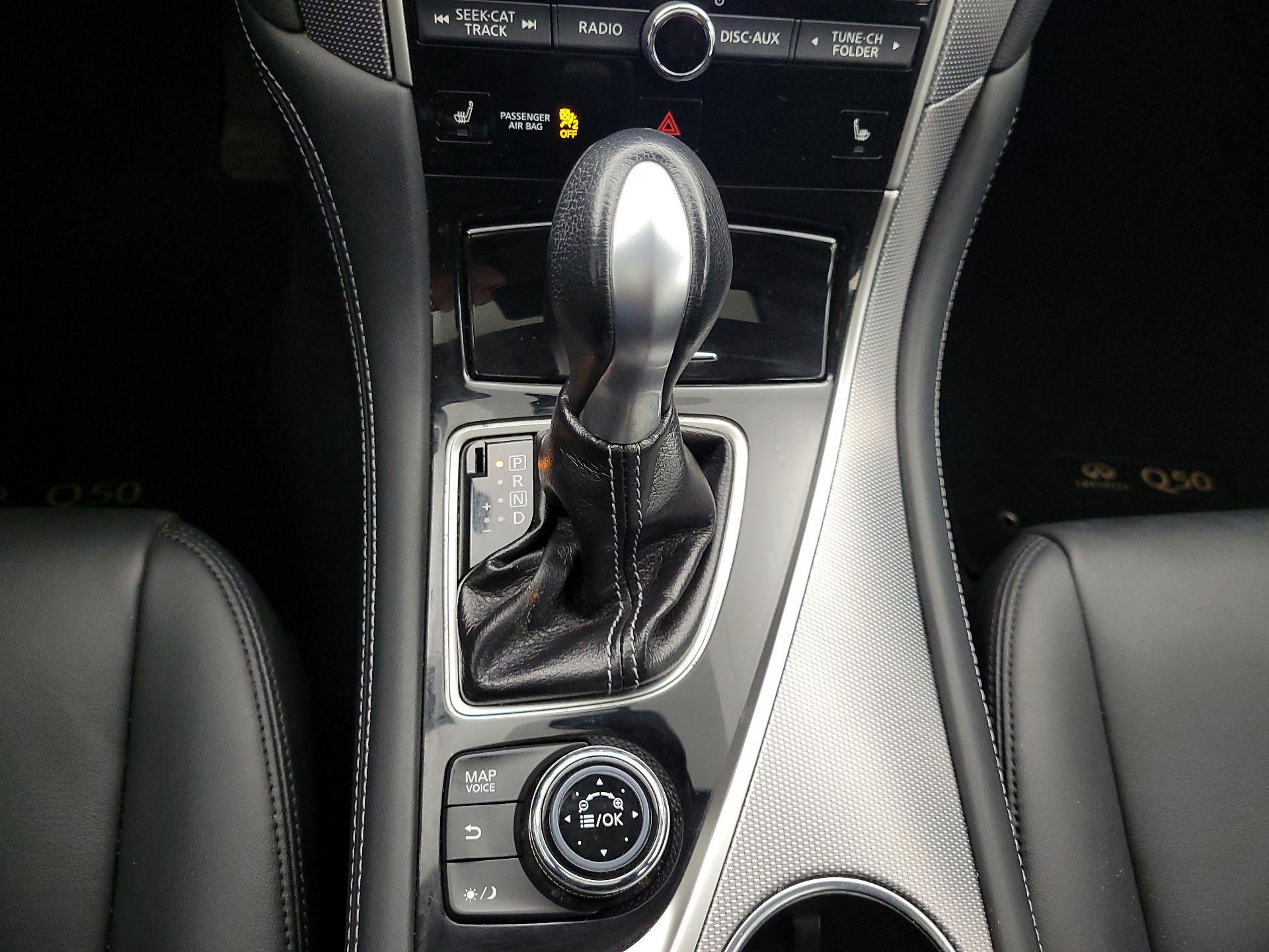 Thumbnail: 2015 INFINITI Q50 - 18