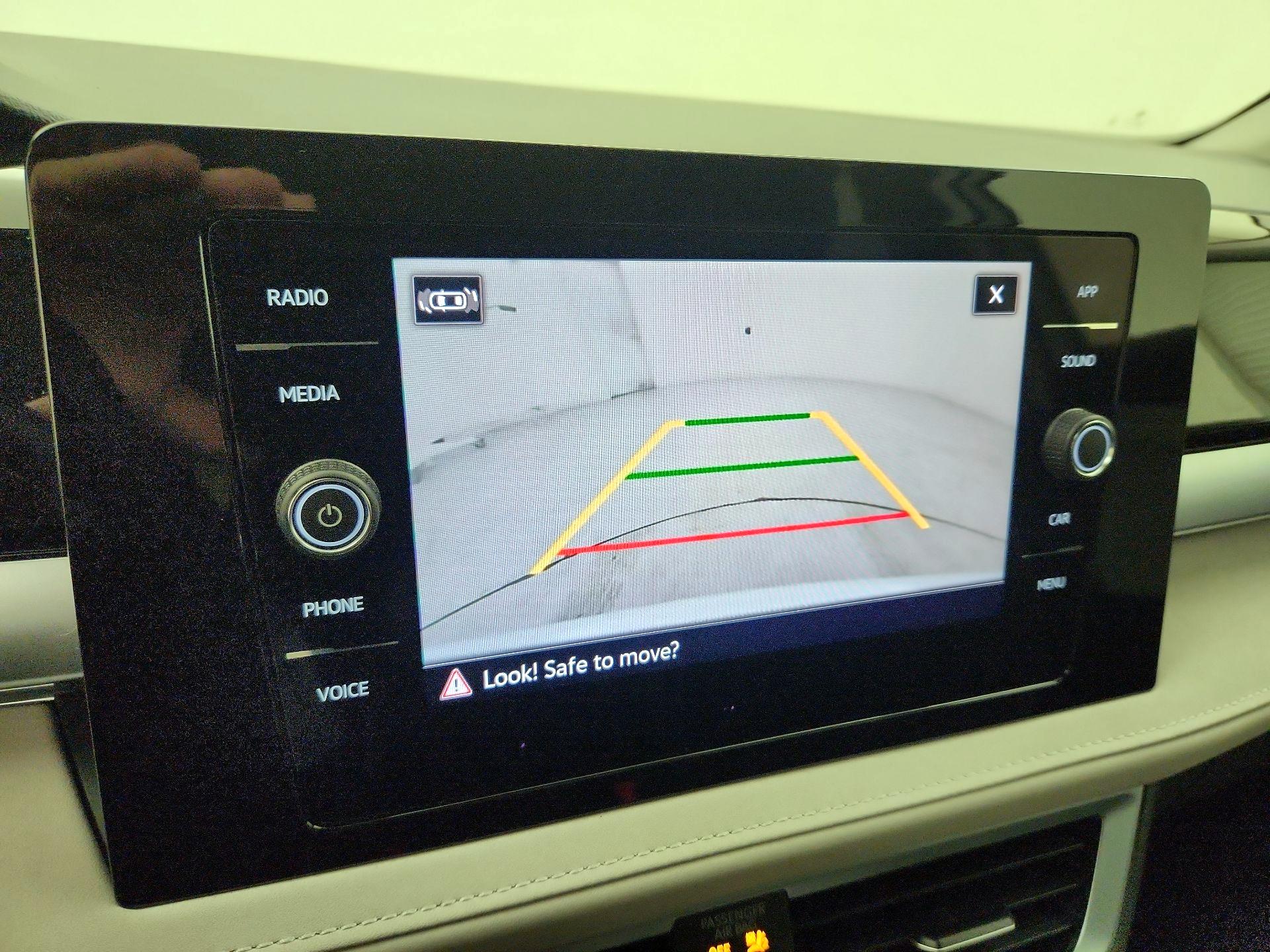 Thumbnail: 2025 Volkswagen Taos - 14