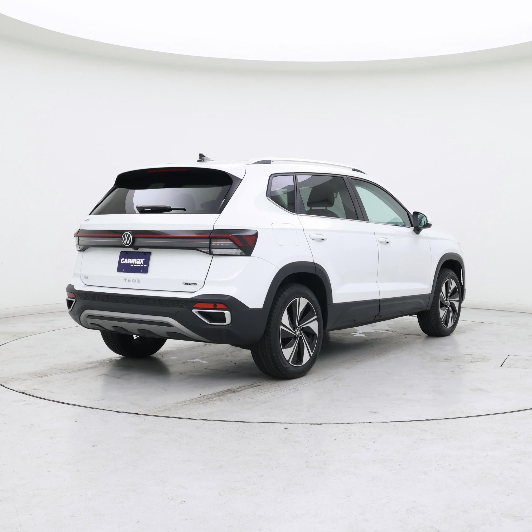 Thumbnail: 2025 Volkswagen Taos - 8