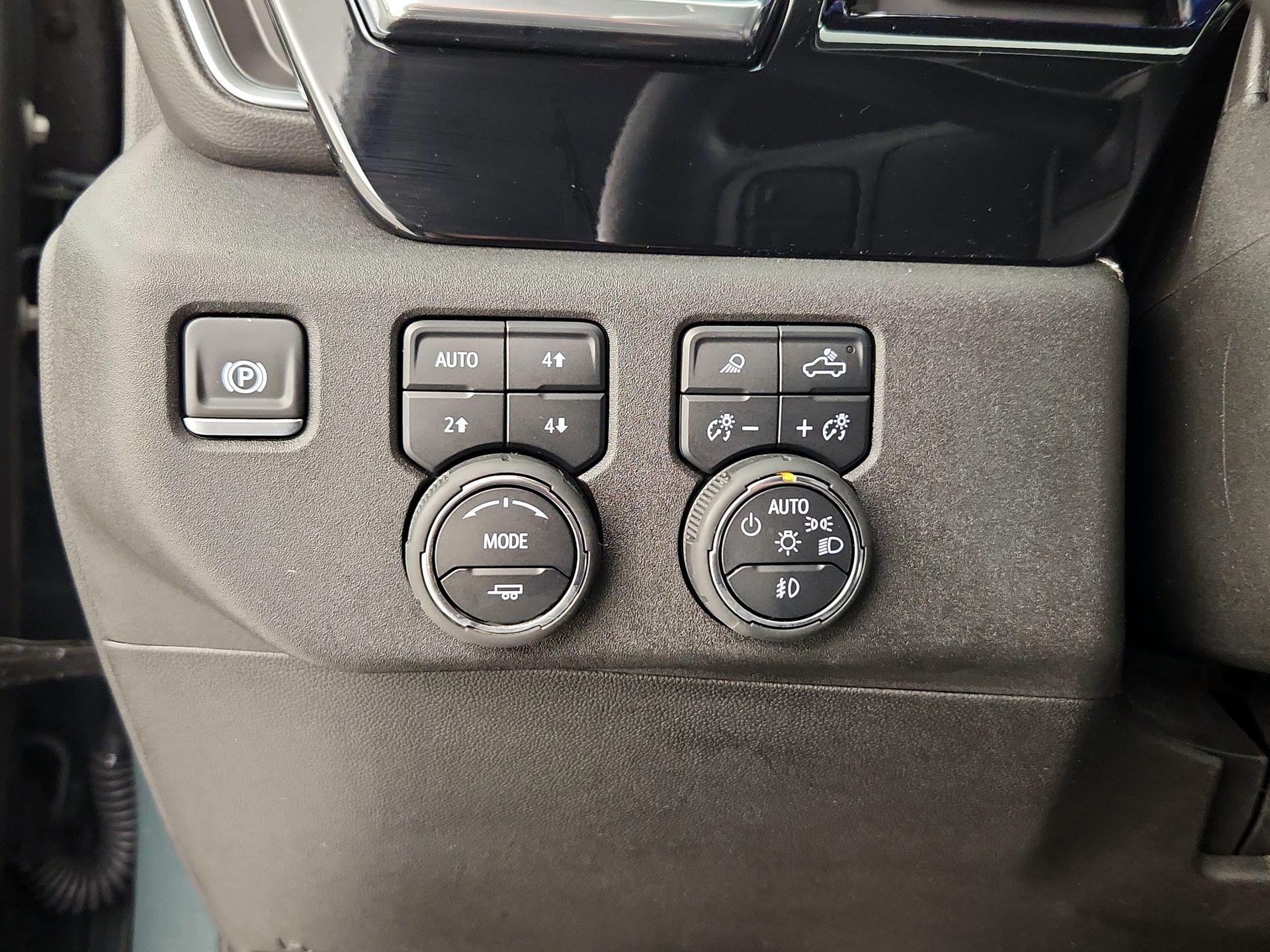 Thumbnail: 2025 Chevrolet Silverado 2500 - 13