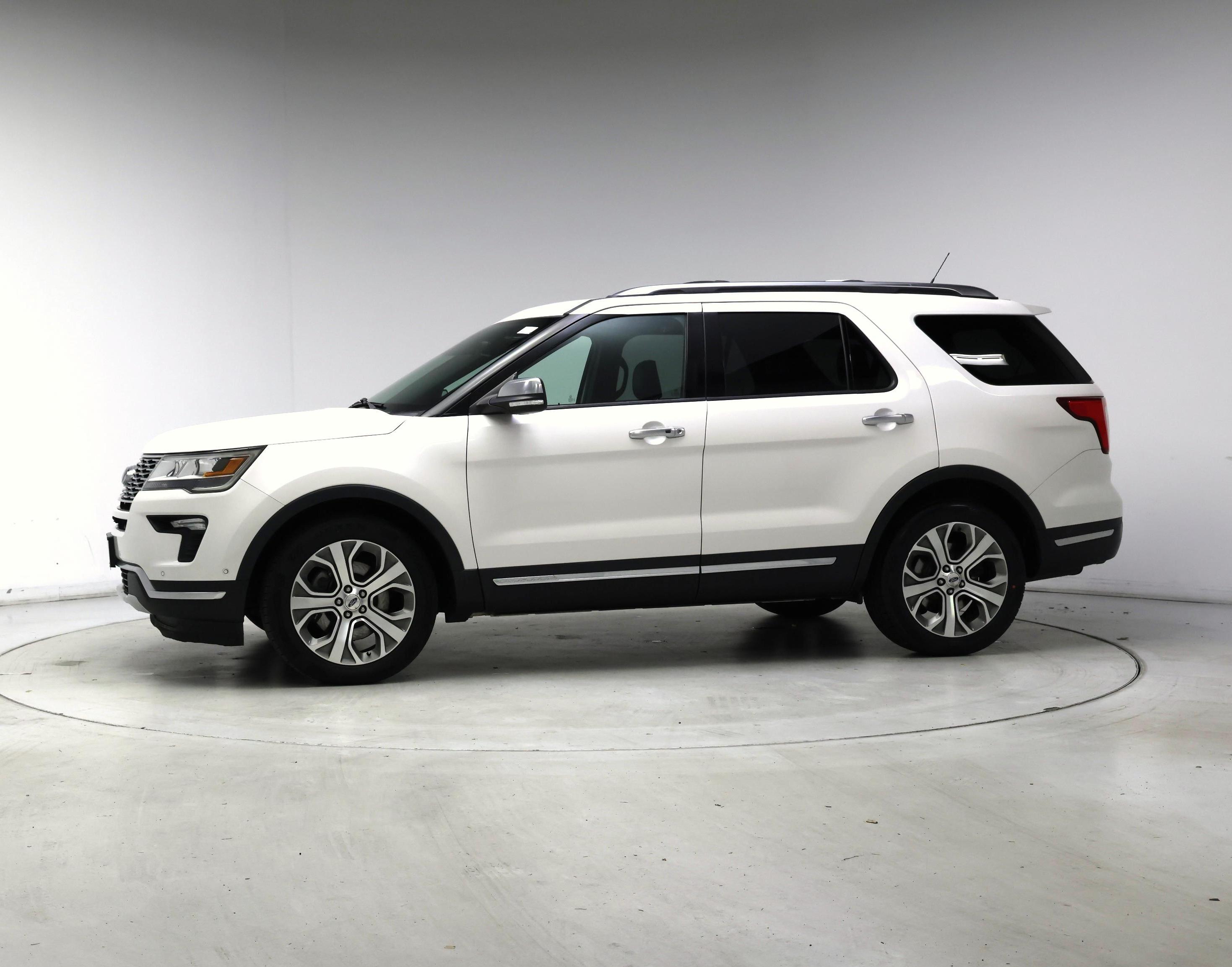 Thumbnail: 2018 Ford Explorer - 3