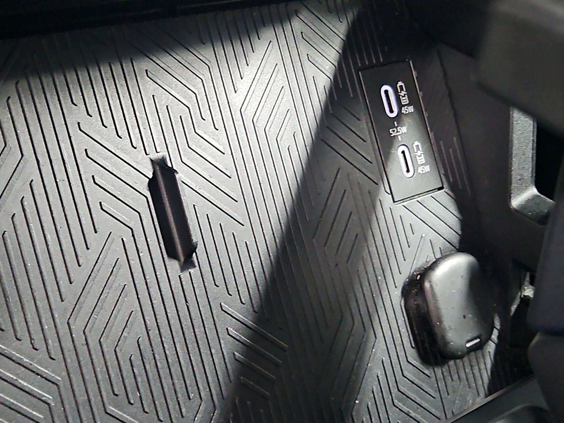 Thumbnail: 2024 Toyota Tacoma - 18