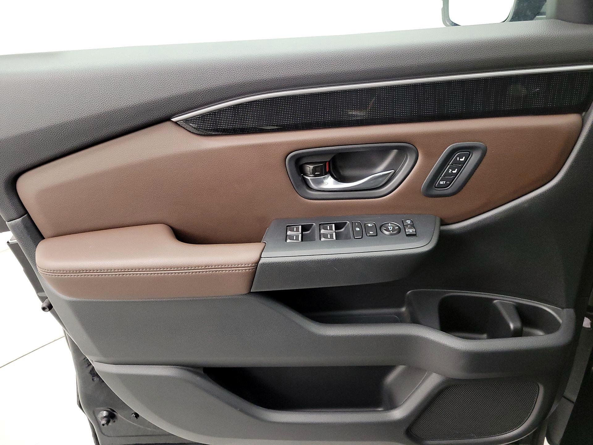 Thumbnail: 2024 Honda Pilot - 12