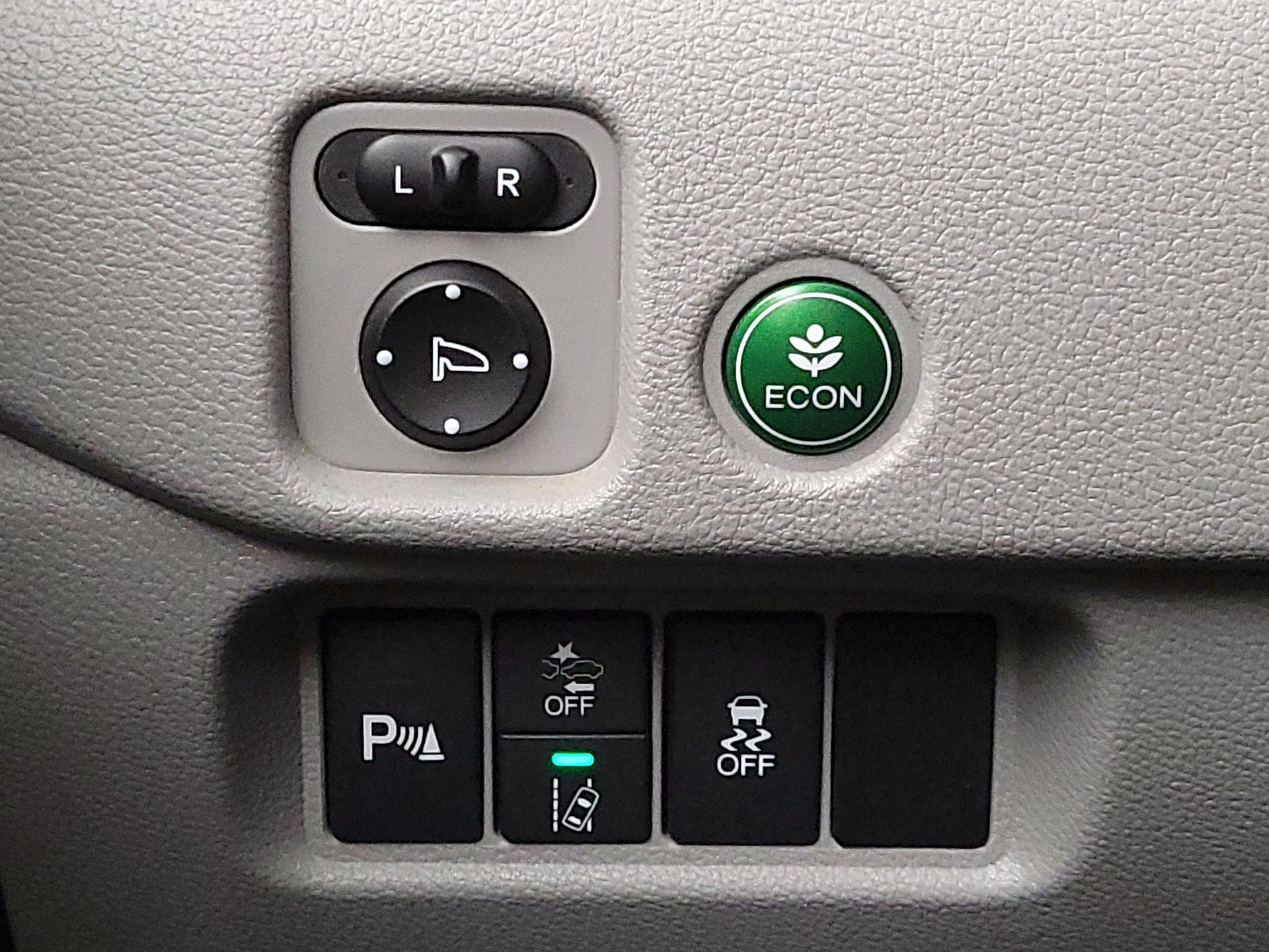 Thumbnail: 2019 Honda Pilot - 13