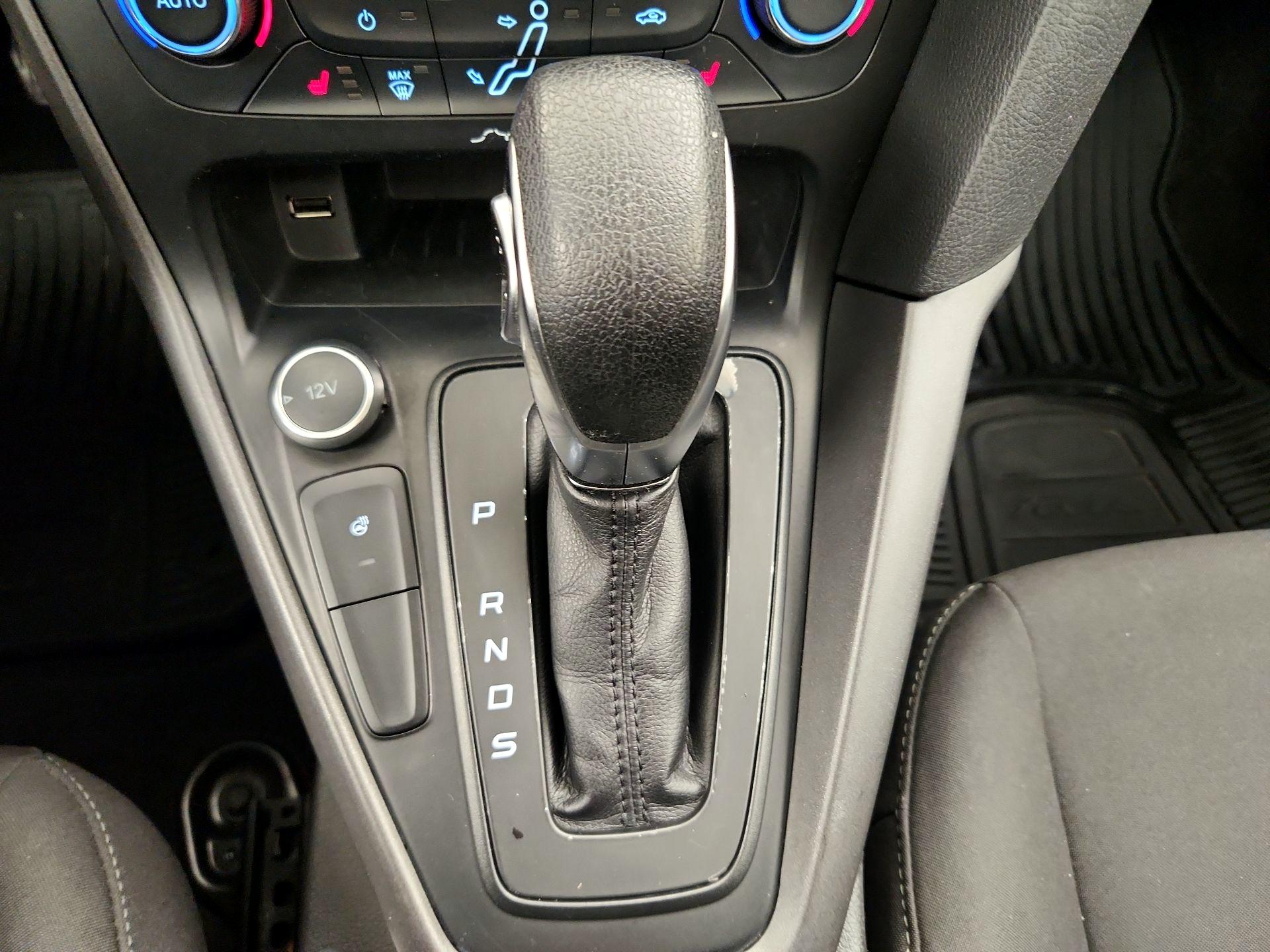 Thumbnail: 2017 Ford Focus - 18