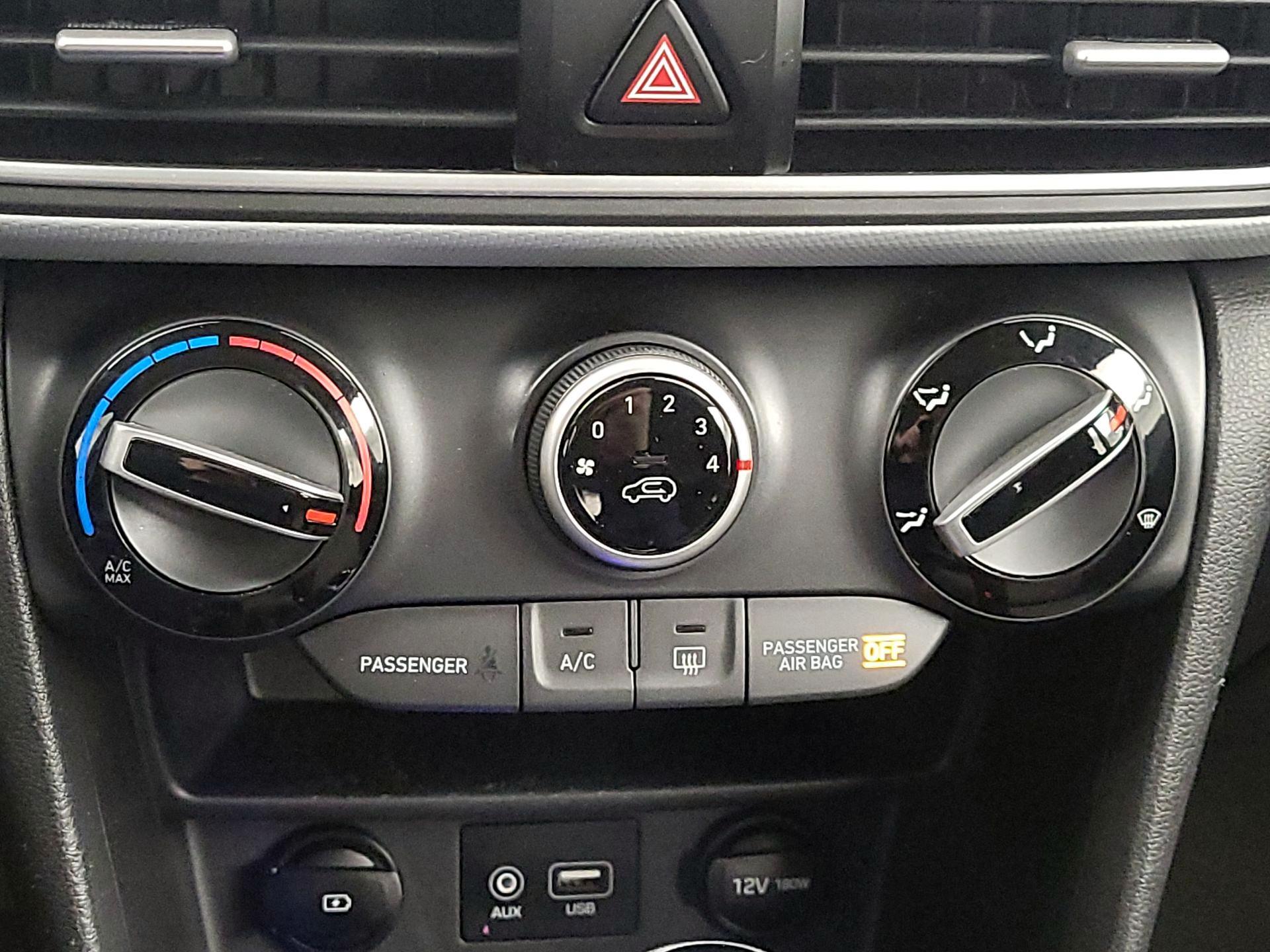 Thumbnail: 2019 Hyundai Kona - 16