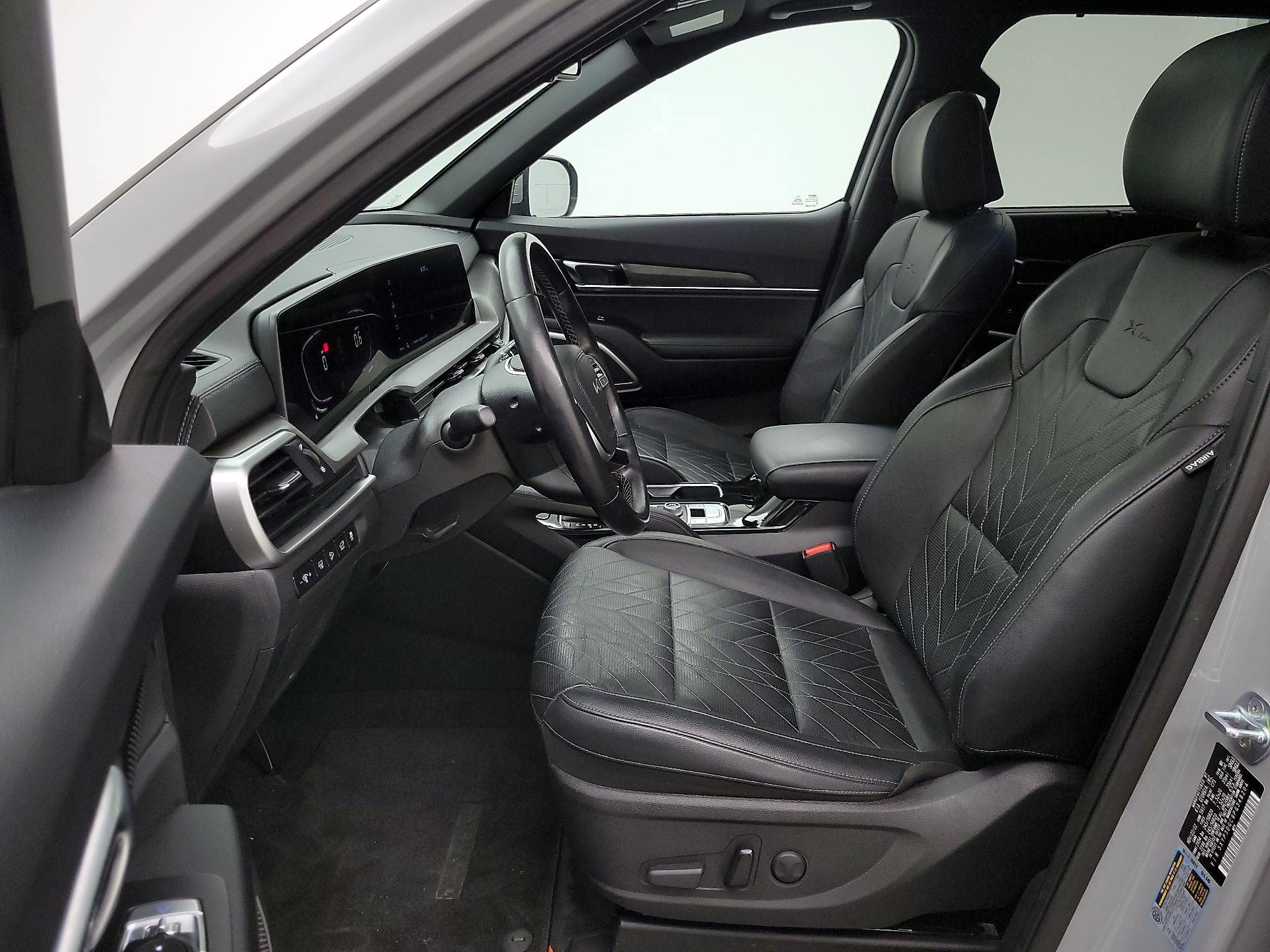 Thumbnail: 2023 Kia Telluride - 11