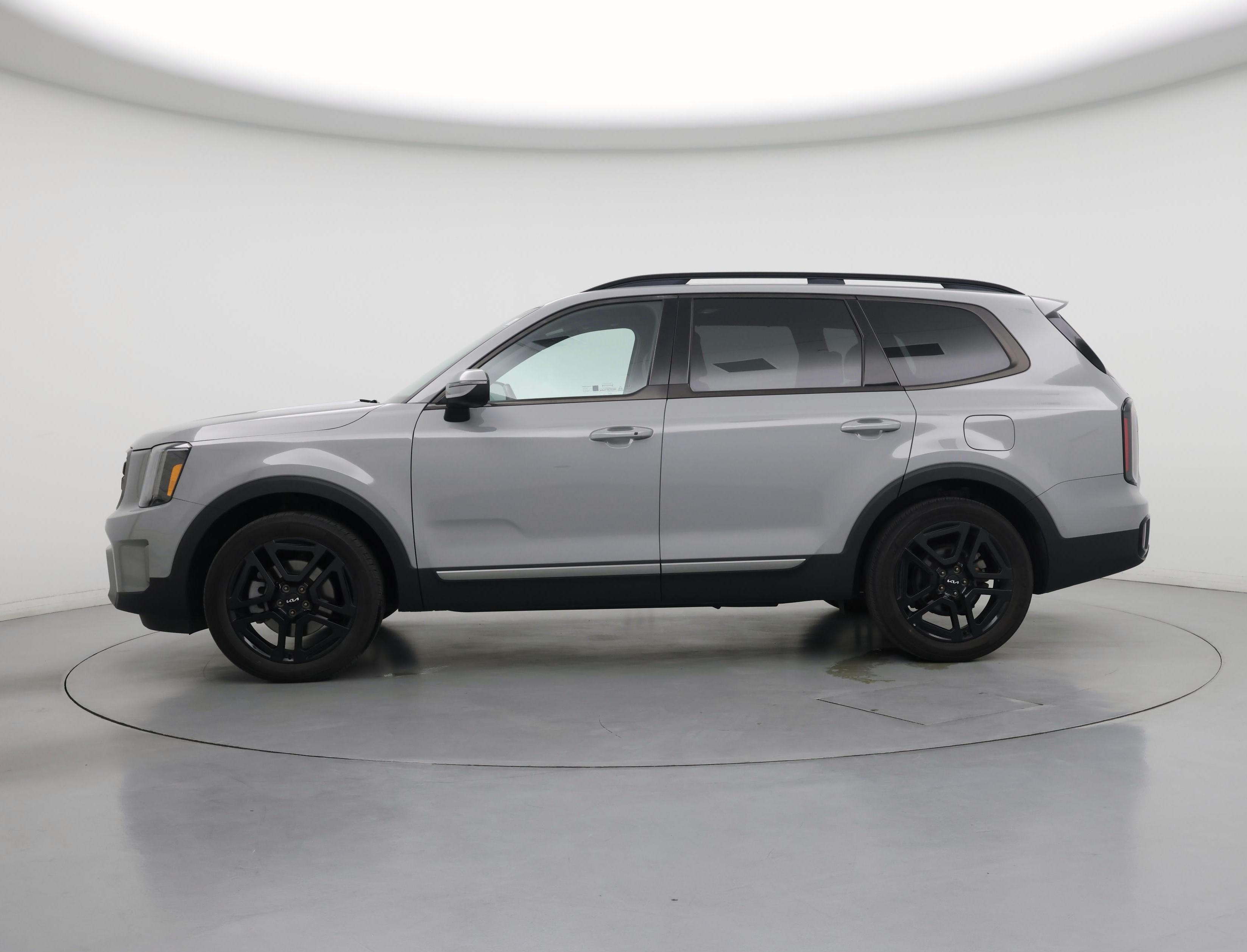 Thumbnail: 2023 Kia Telluride - 3