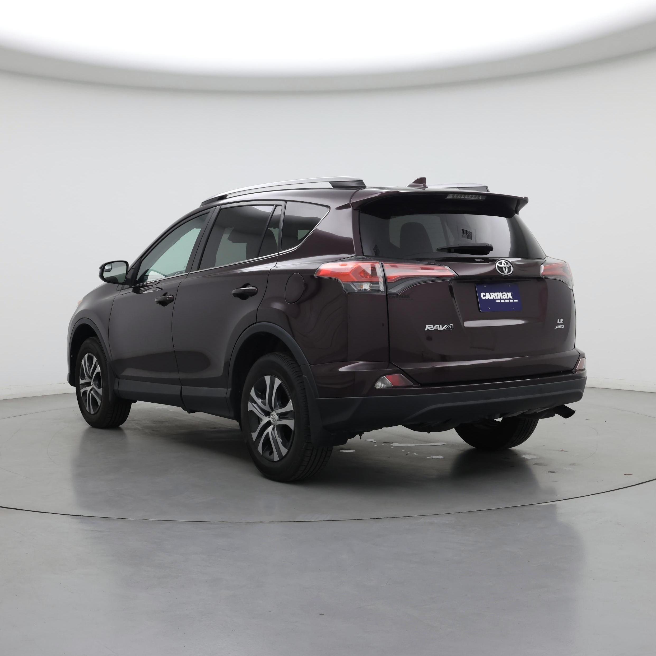 Thumbnail: 2018 Toyota RAV4 - 2