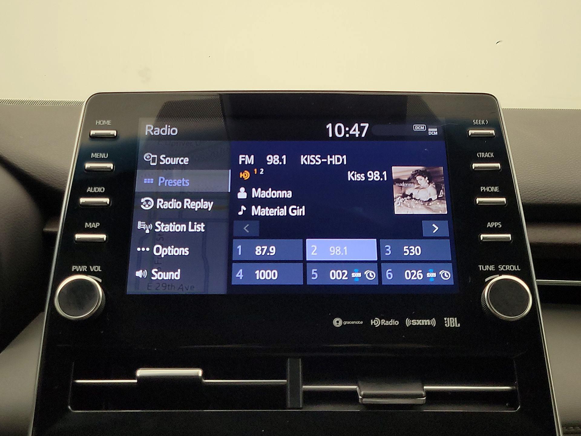 Thumbnail: 2021 Toyota Avalon - 16