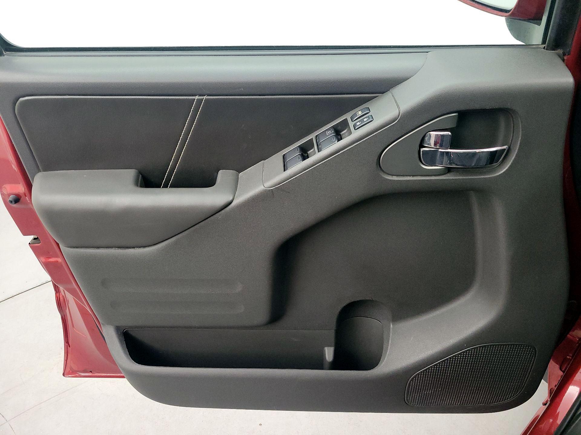 Thumbnail: 2016 Nissan Frontier - 12