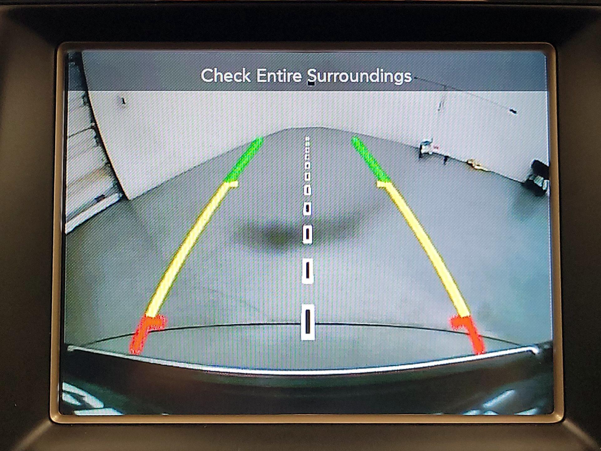 Thumbnail: 2015 Jeep Grand Cherokee - 15