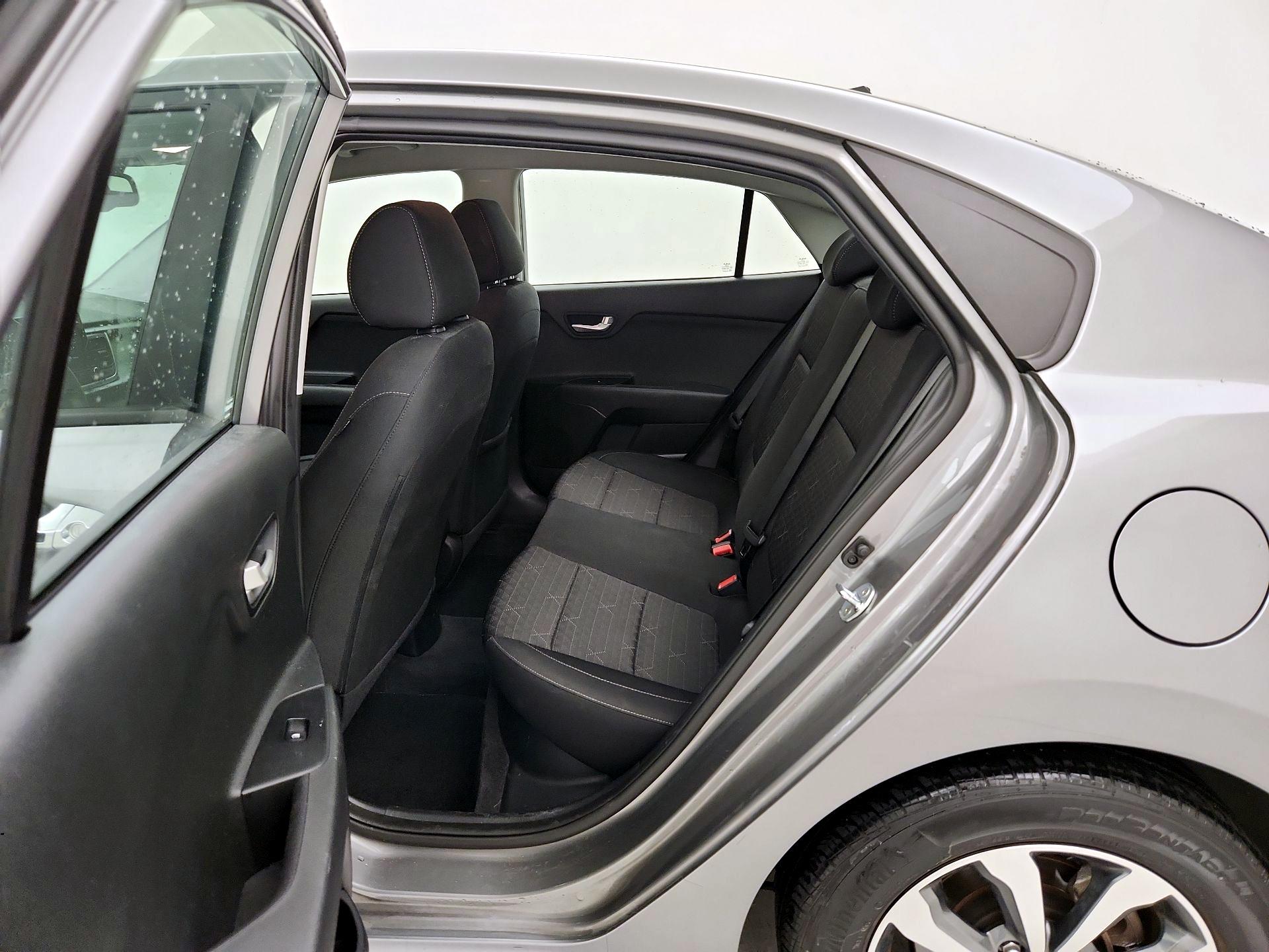 Thumbnail: 2022 Kia Rio - 19