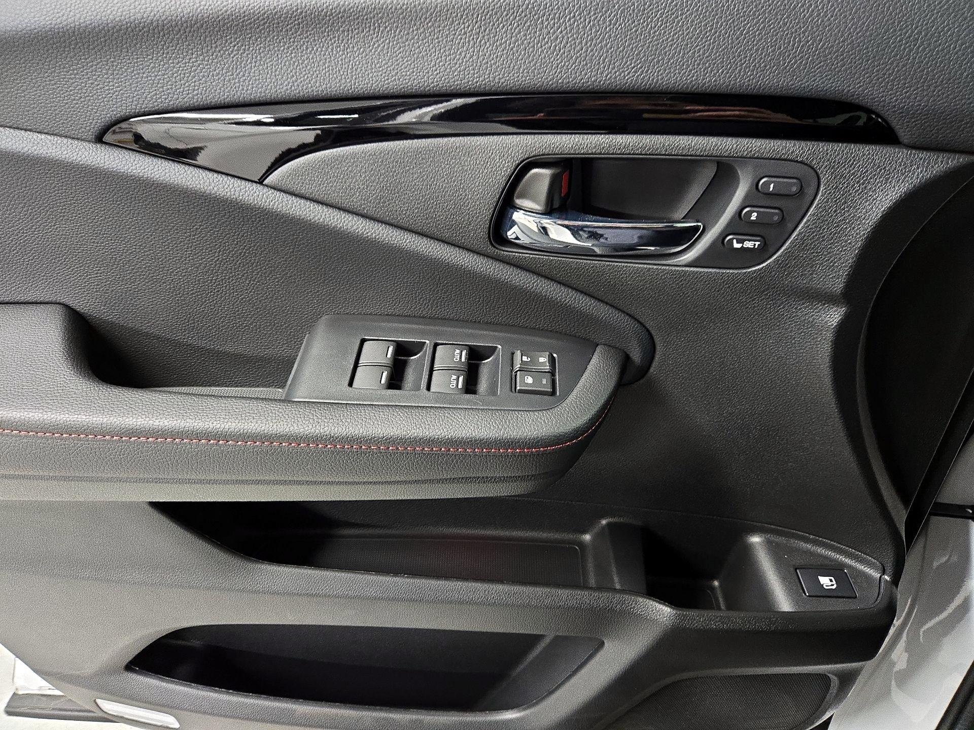 Thumbnail: 2025 Honda Ridgeline - 12