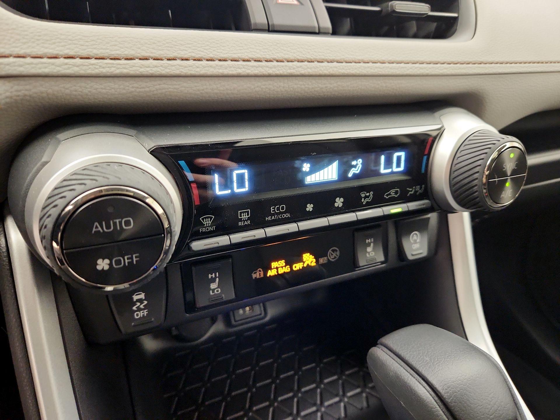 Thumbnail: 2025 Toyota RAV4 - 16