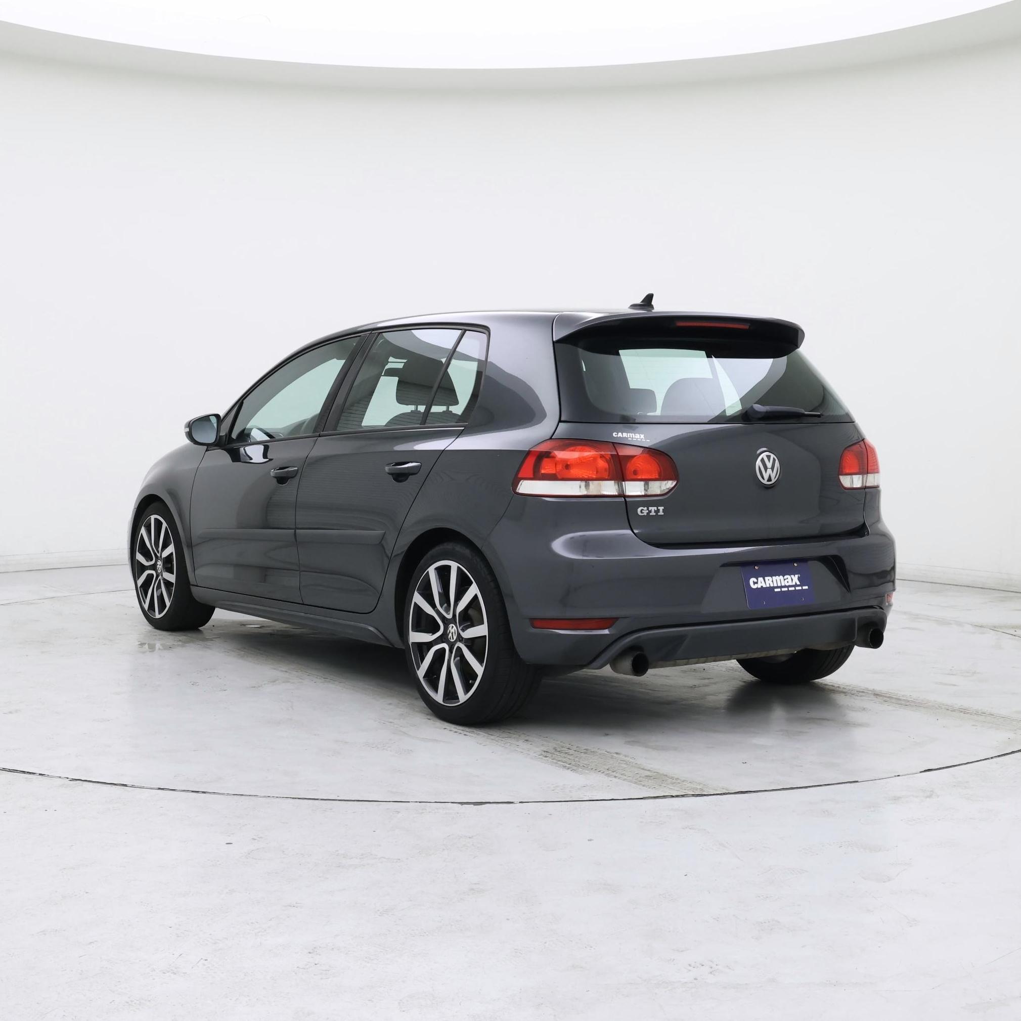 Thumbnail: 2014 Volkswagen Golf - 2