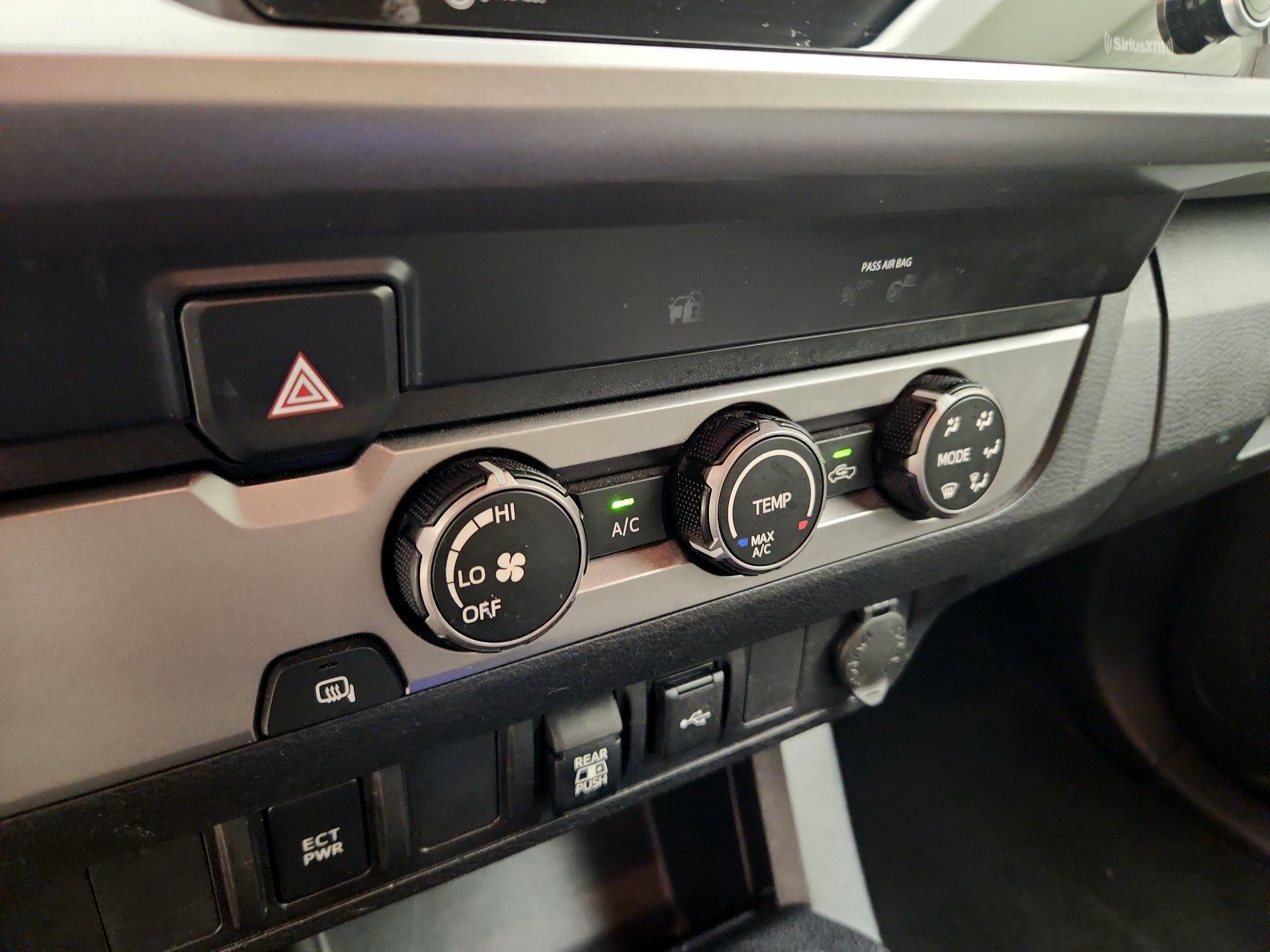 Thumbnail: 2020 Toyota Tacoma - 16