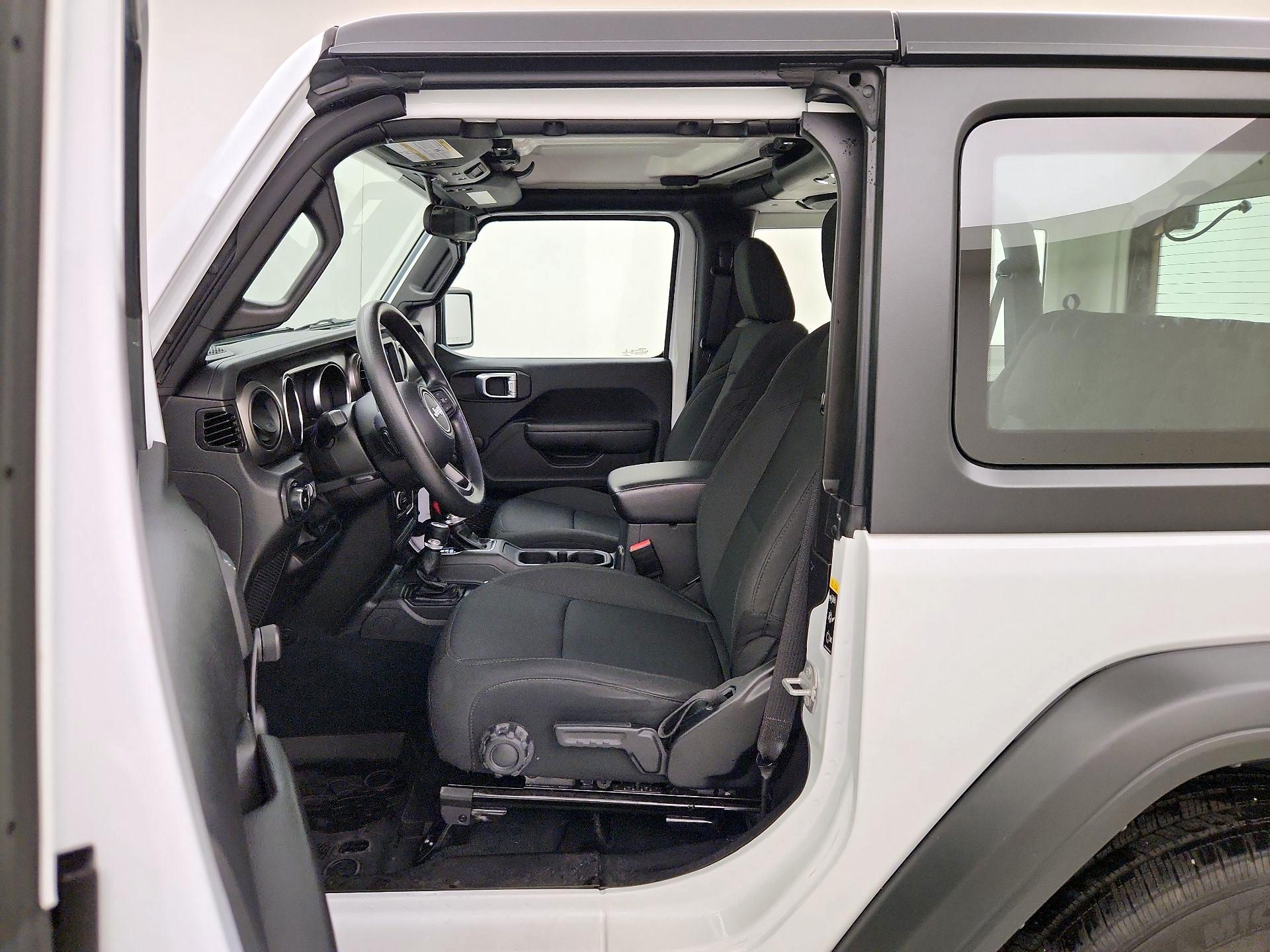 Thumbnail: 2022 Jeep Wrangler - 11