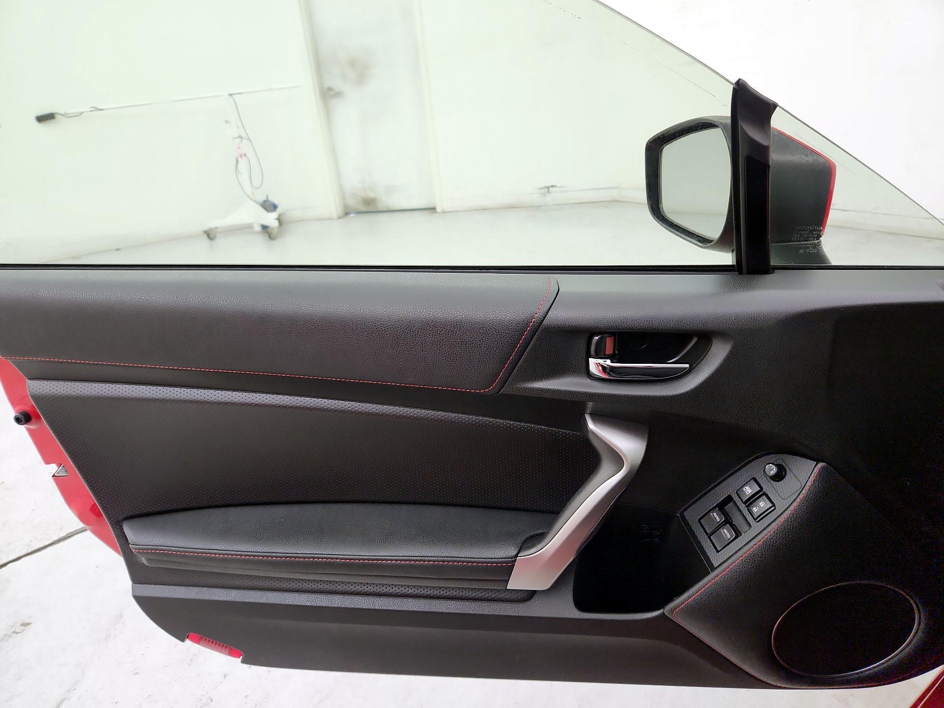 Thumbnail: 2015 Scion FR-S - 12