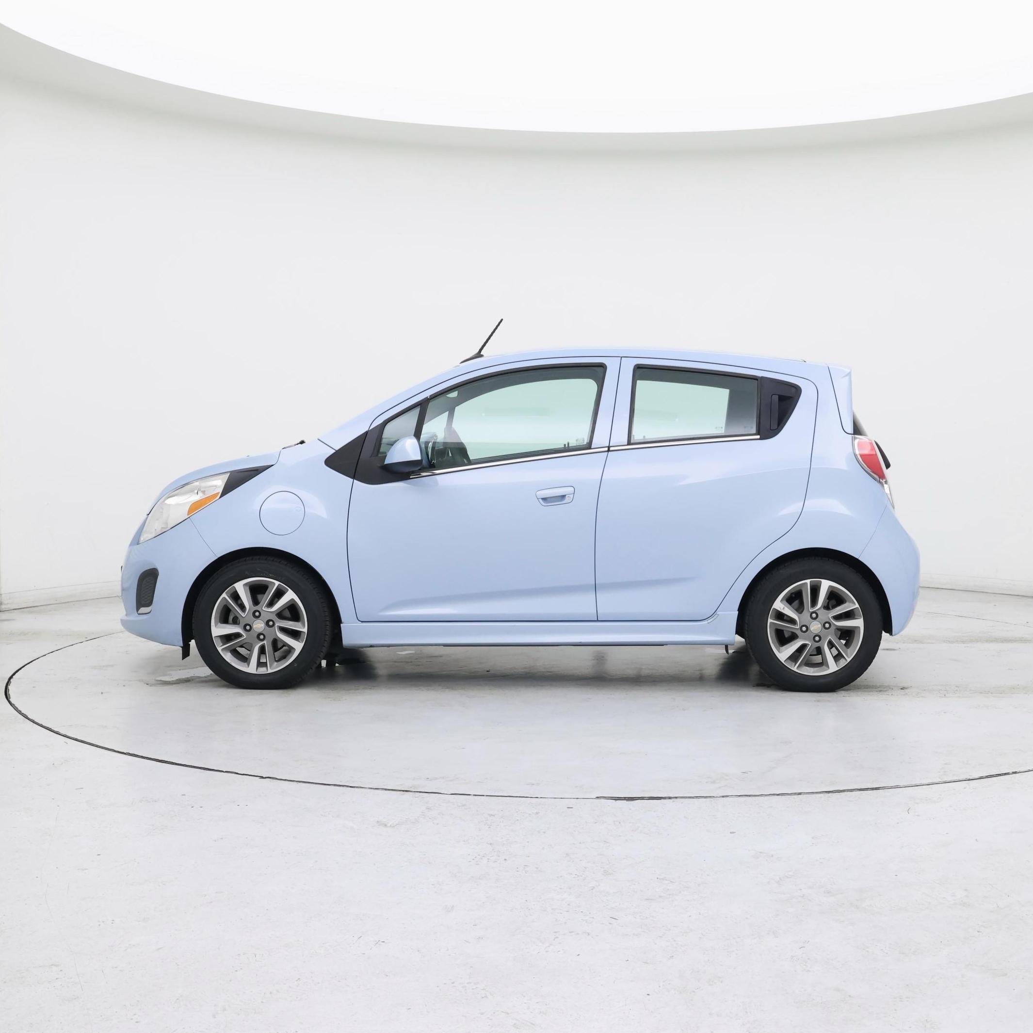 Thumbnail: 2015 Chevrolet Spark - 3