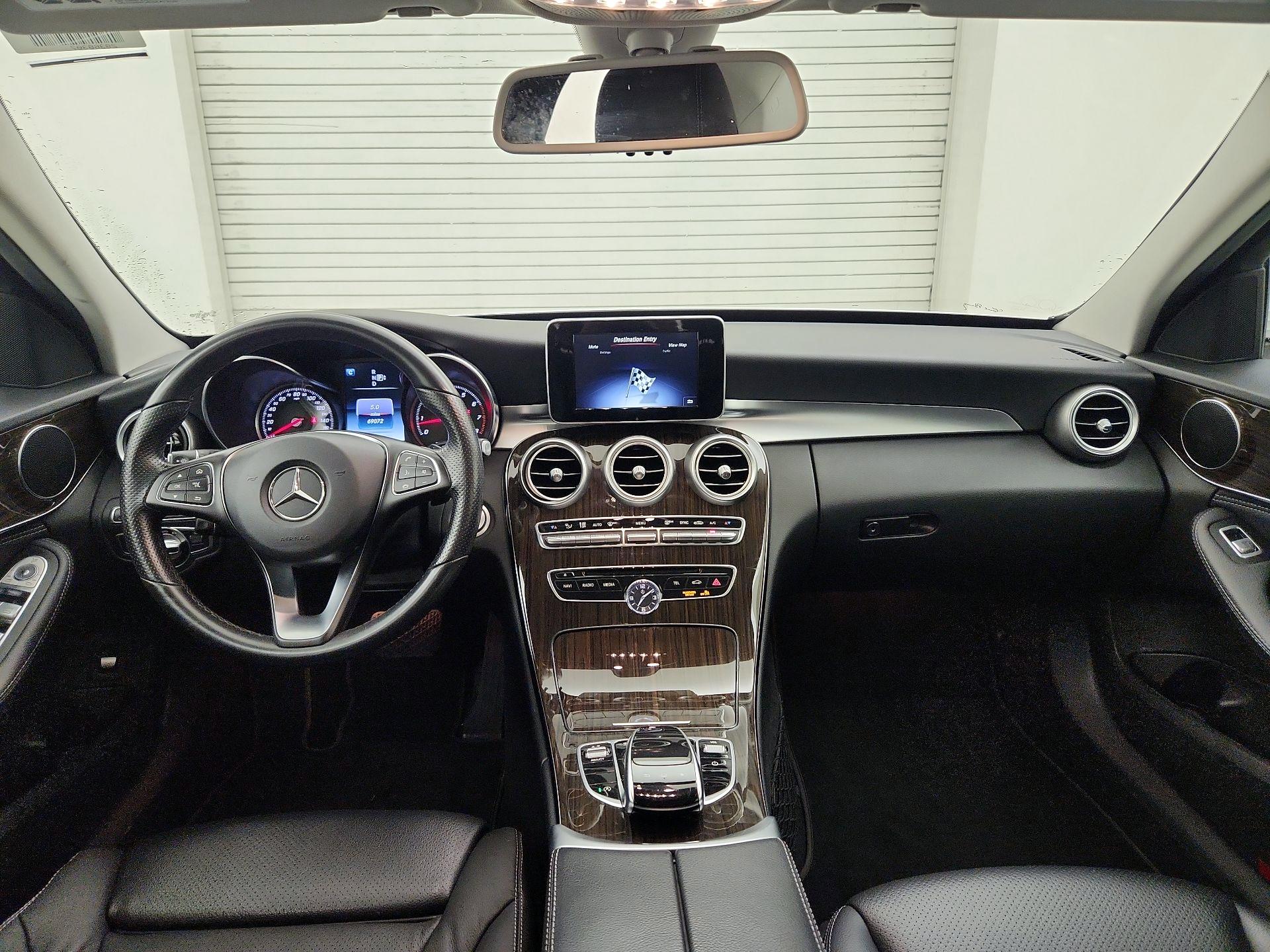 Thumbnail: 2015 Mercedes-Benz C-Class - 9