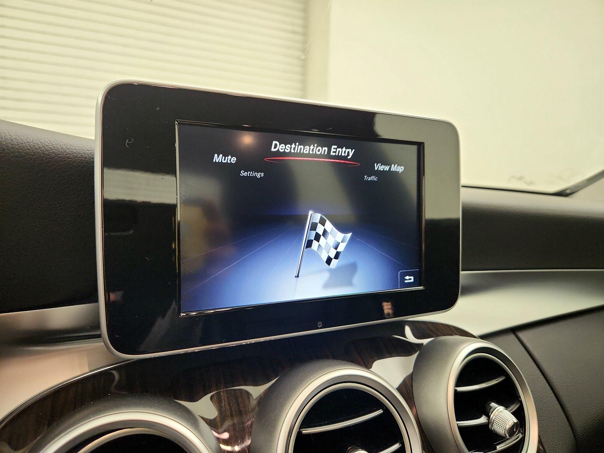 Thumbnail: 2015 Mercedes-Benz C-Class - 14