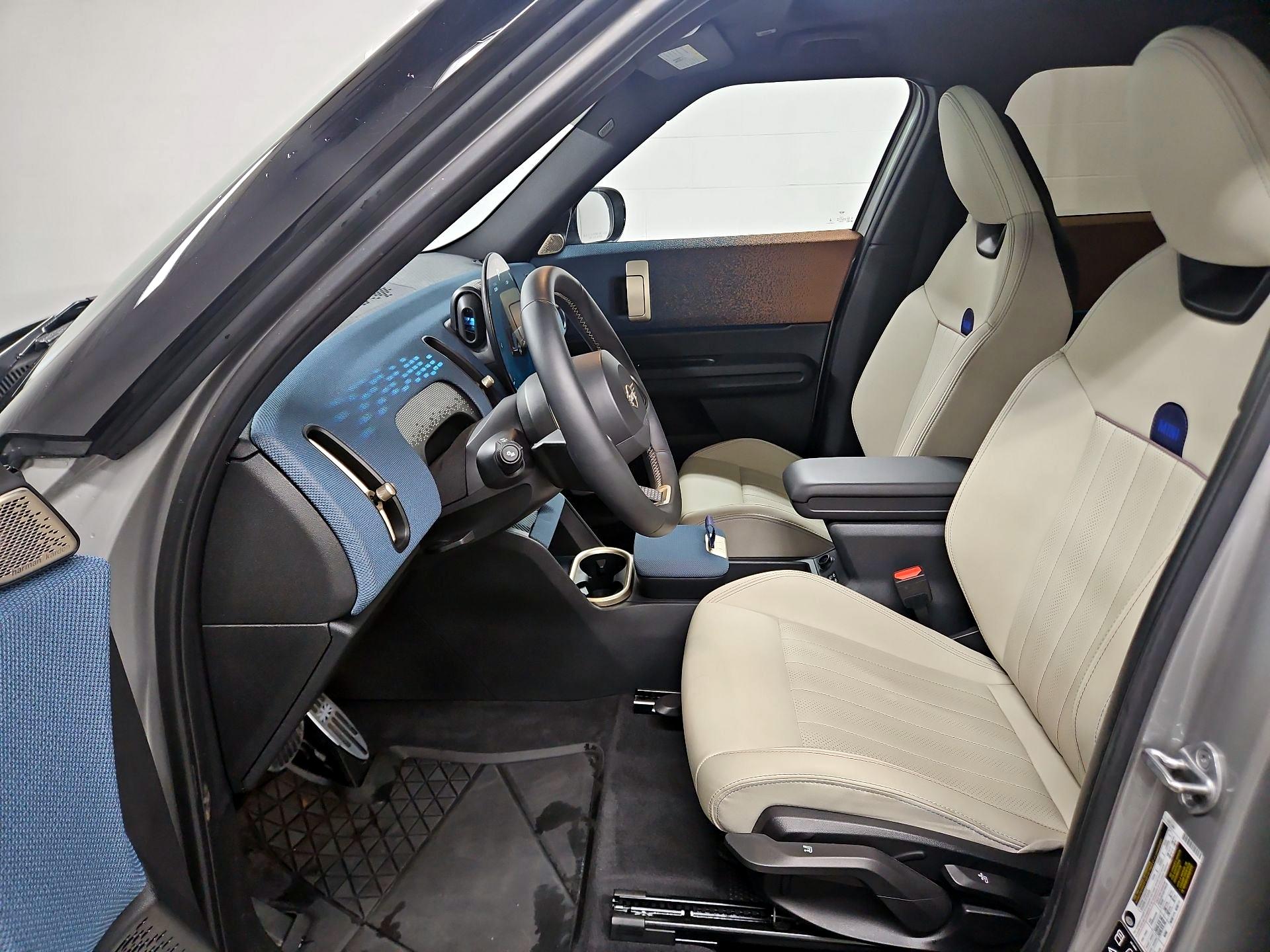 Thumbnail: 2025 MINI Cooper Countryman - 11