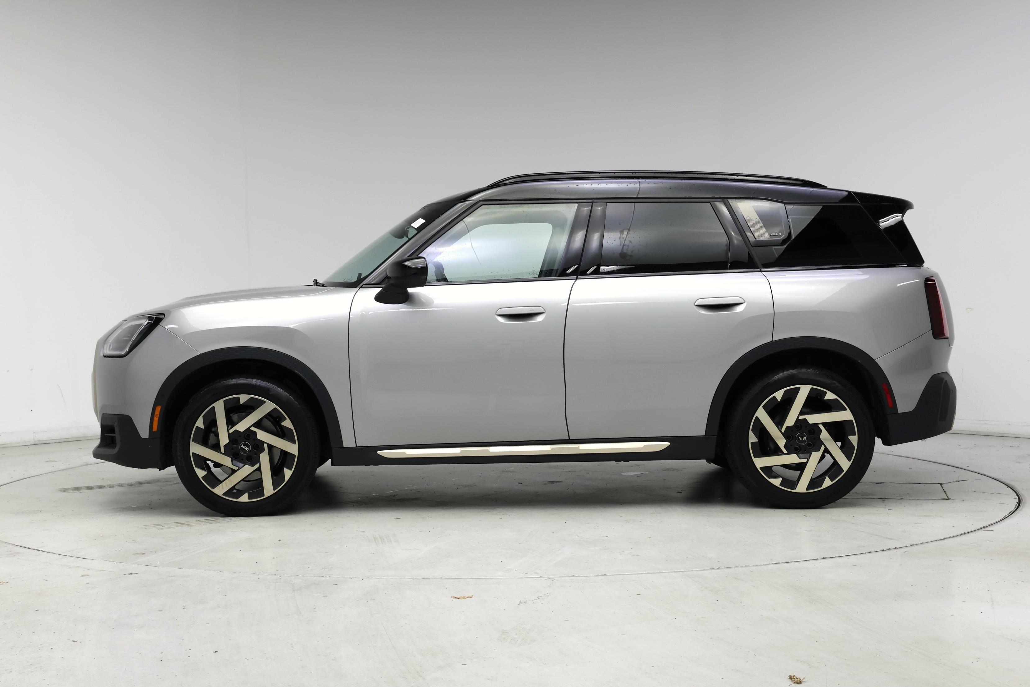 Thumbnail: 2025 MINI Cooper Countryman - 3