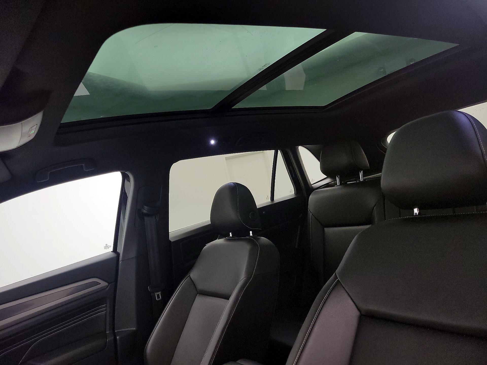 Thumbnail: 2020 Volkswagen Atlas - 20