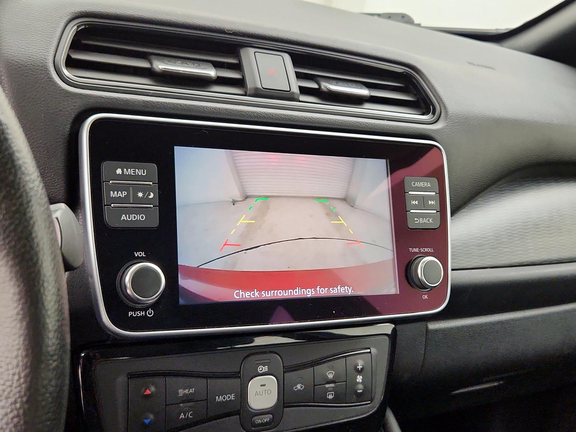 Thumbnail: 2022 Nissan Leaf - 15