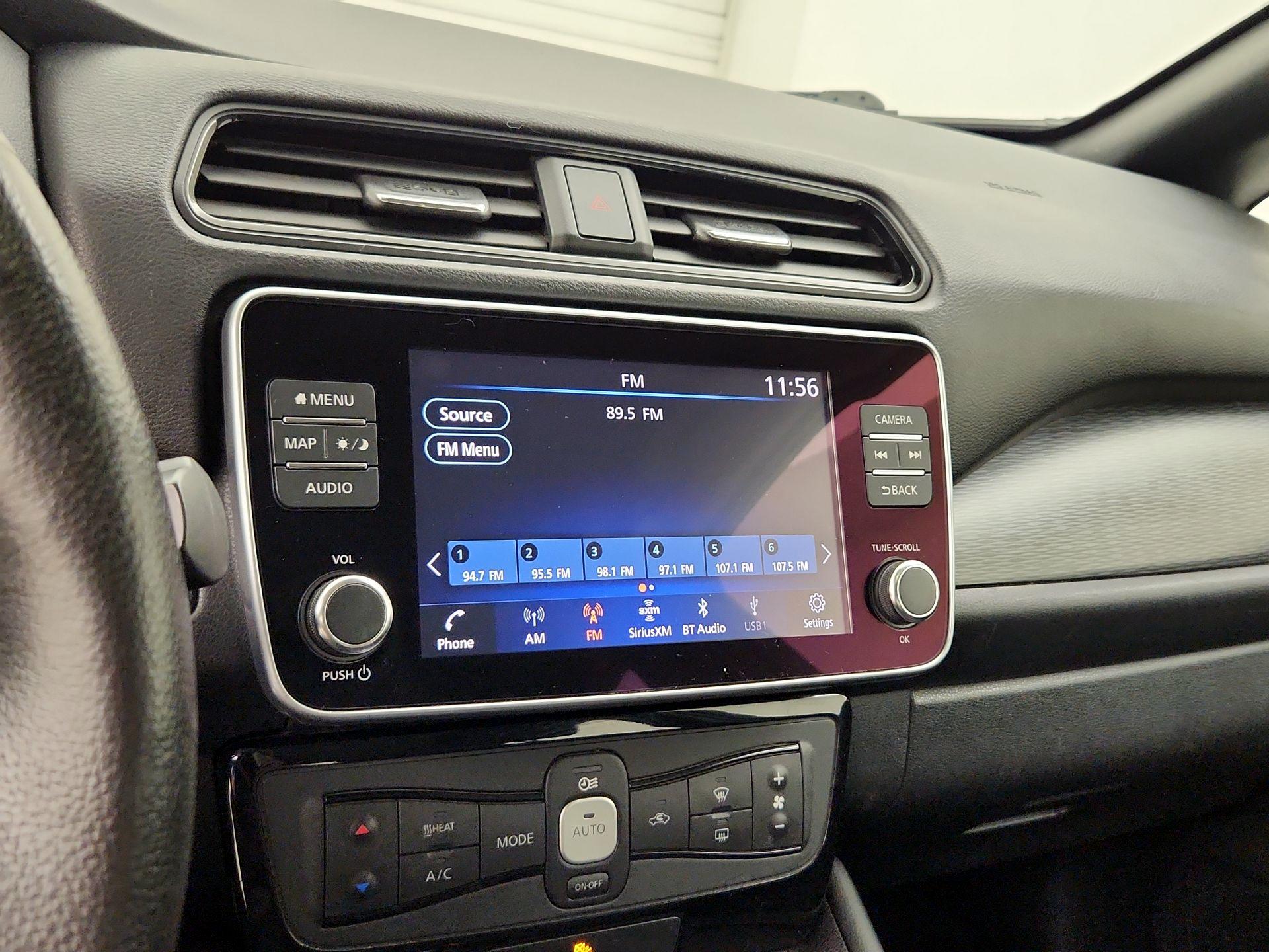 Thumbnail: 2022 Nissan Leaf - 16