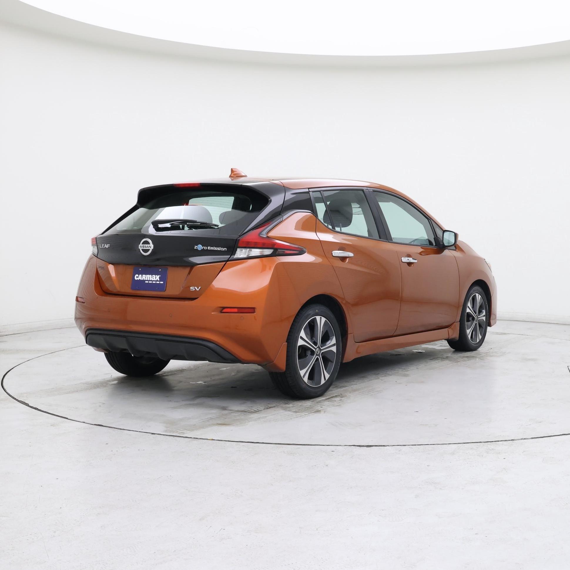 Thumbnail: 2022 Nissan Leaf - 8