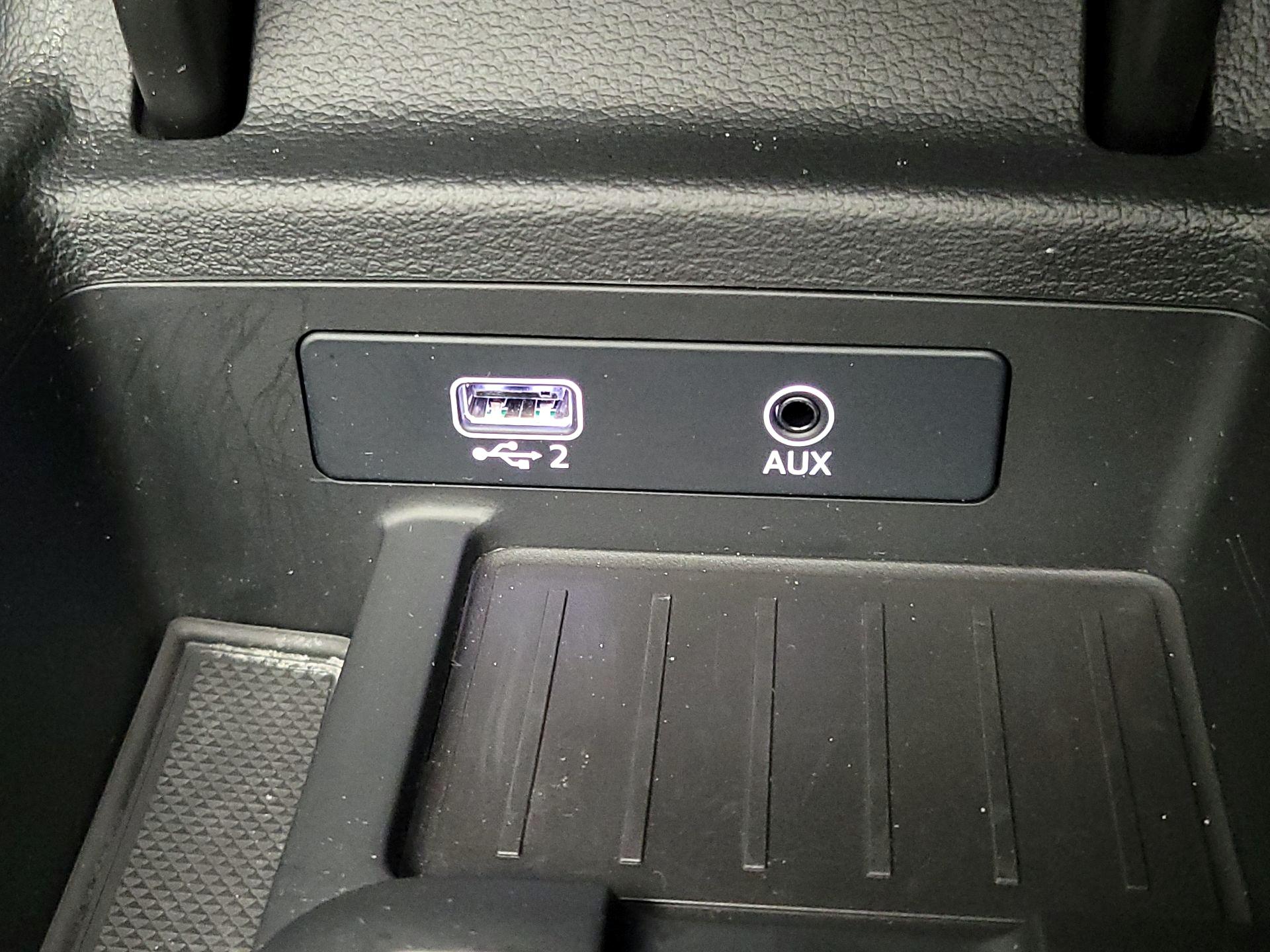 Thumbnail: 2019 Audi A4 - 19