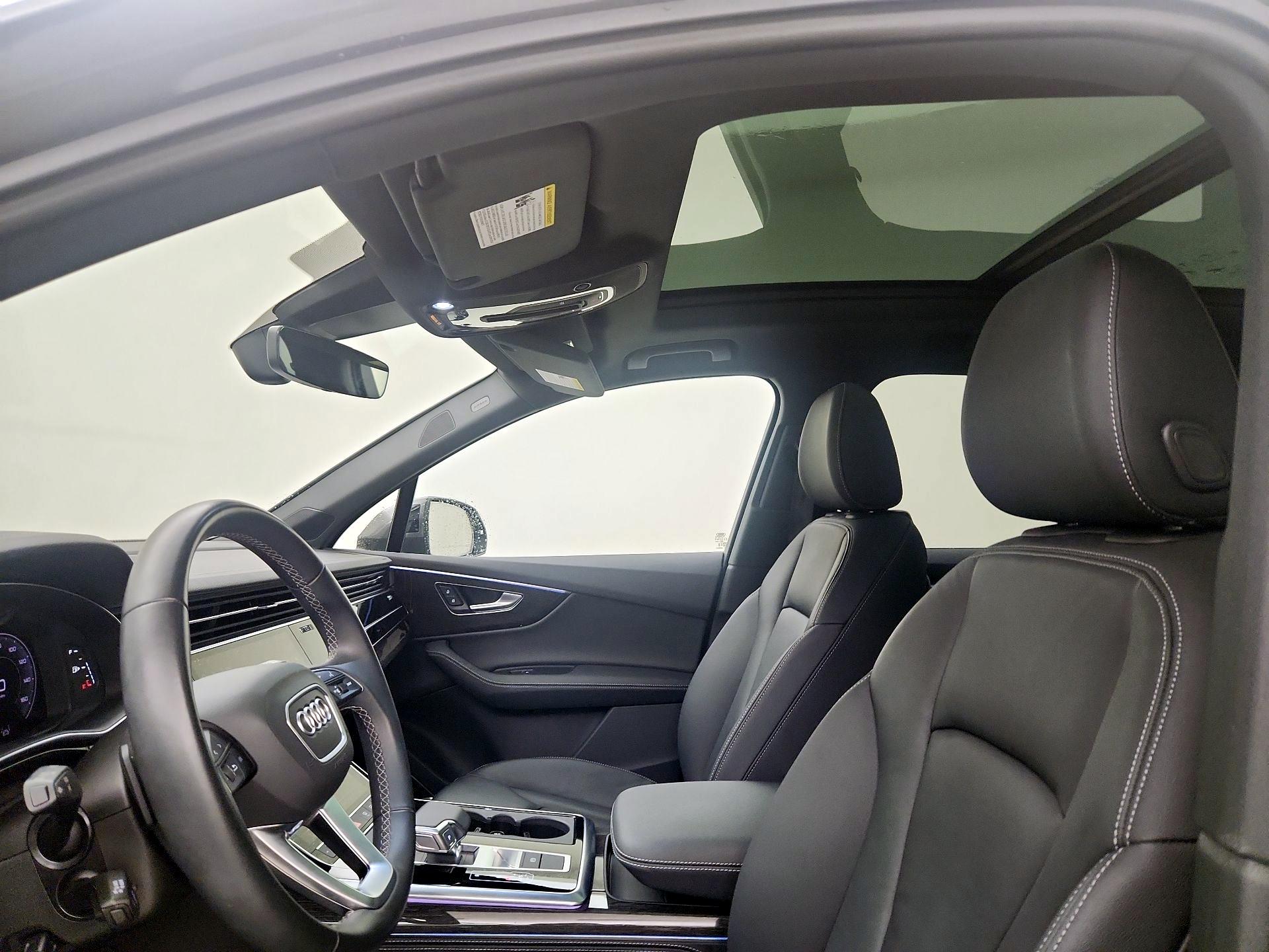 Thumbnail: 2025 Audi Q7 - 20