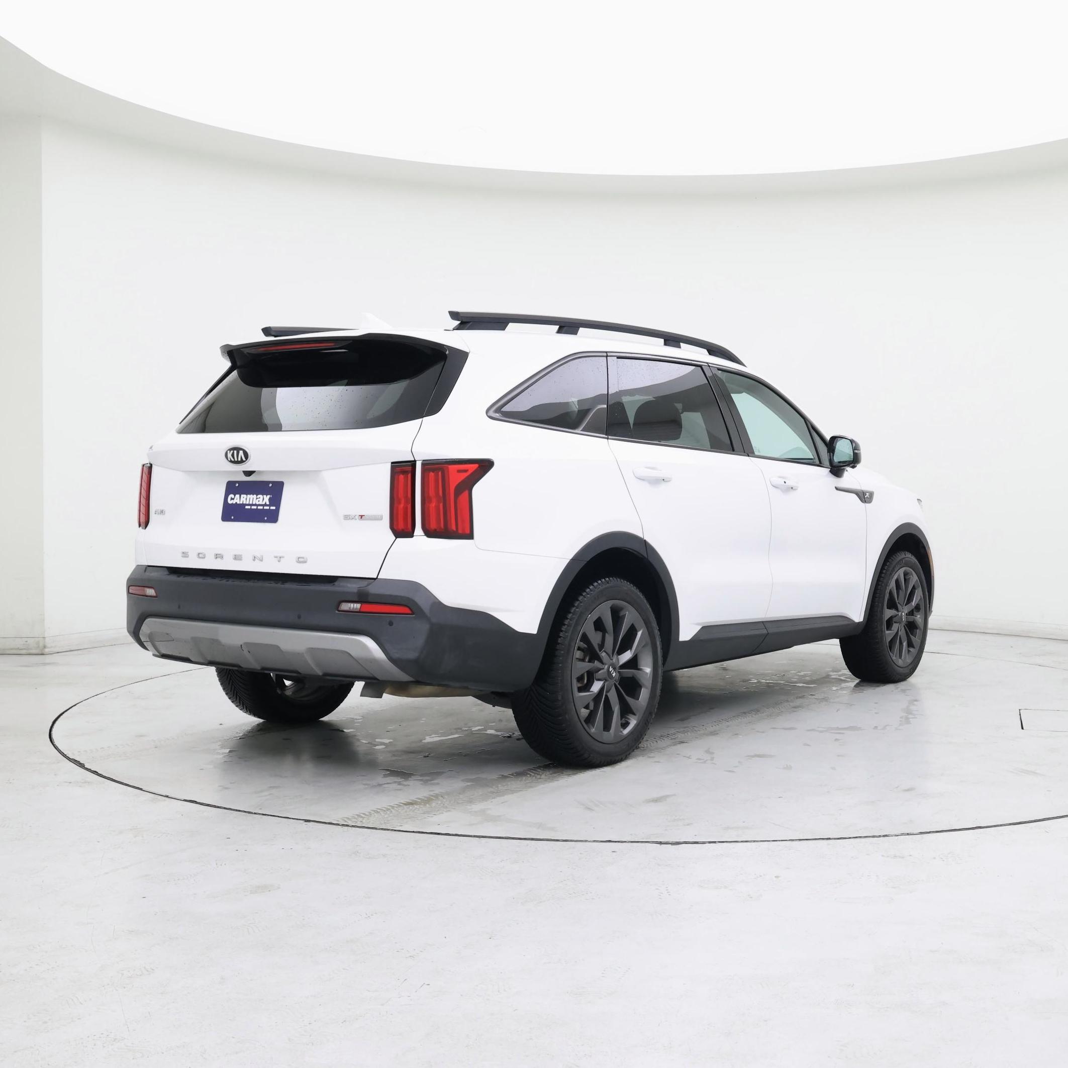 Thumbnail: 2021 Kia Sorento - 8