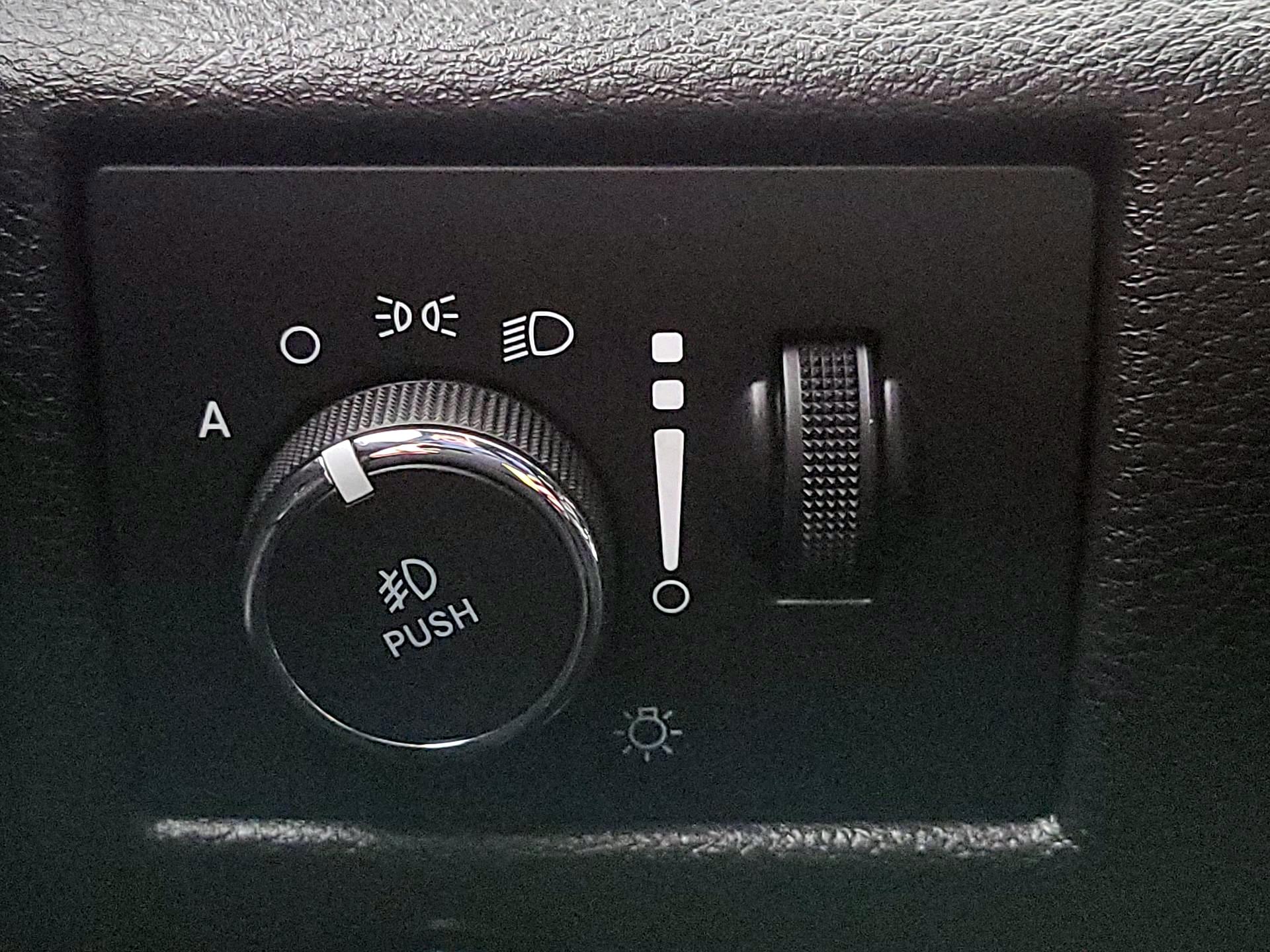 Thumbnail: 2021 Jeep Grand Cherokee - 13