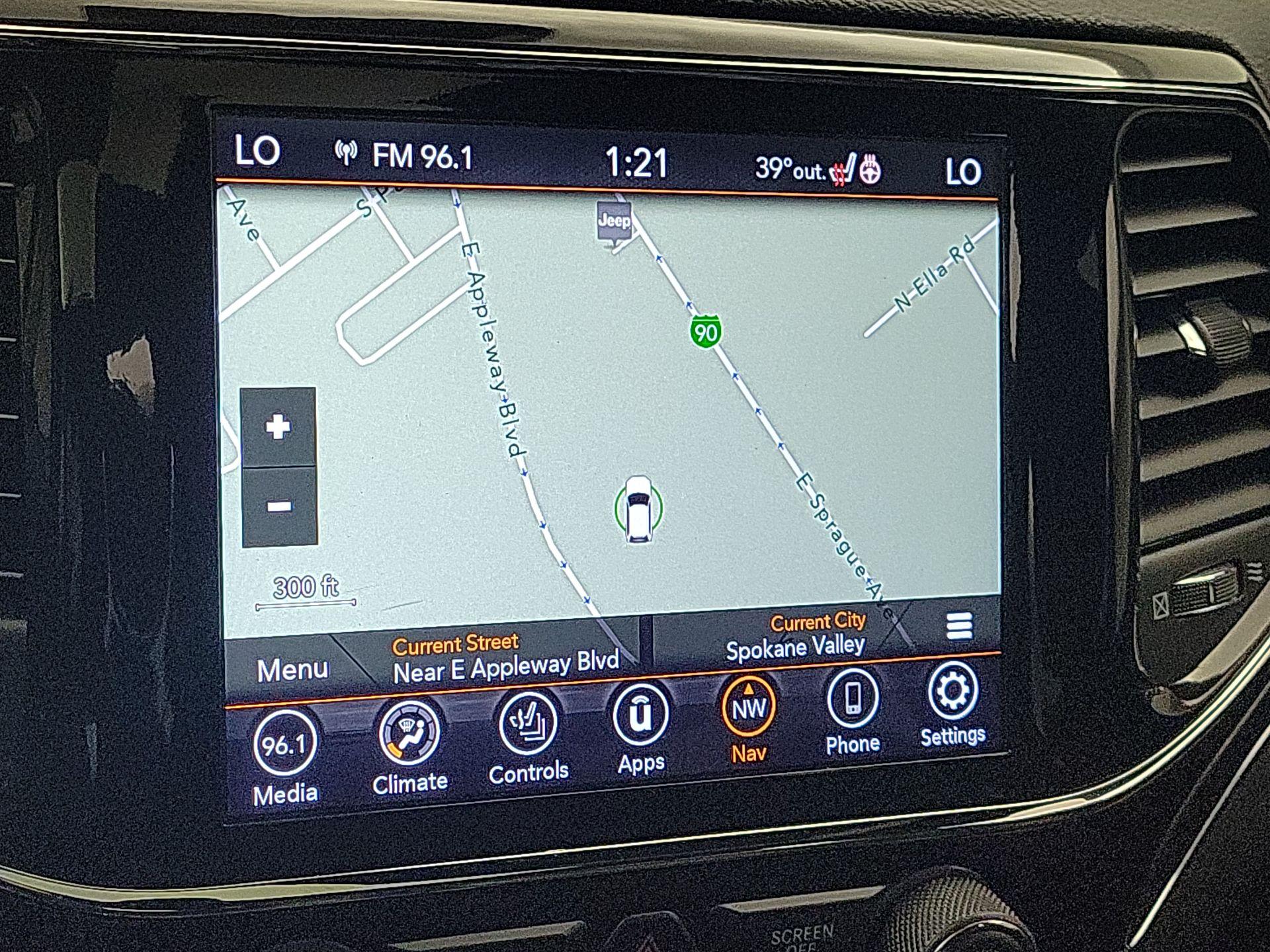 Thumbnail: 2021 Jeep Grand Cherokee - 14