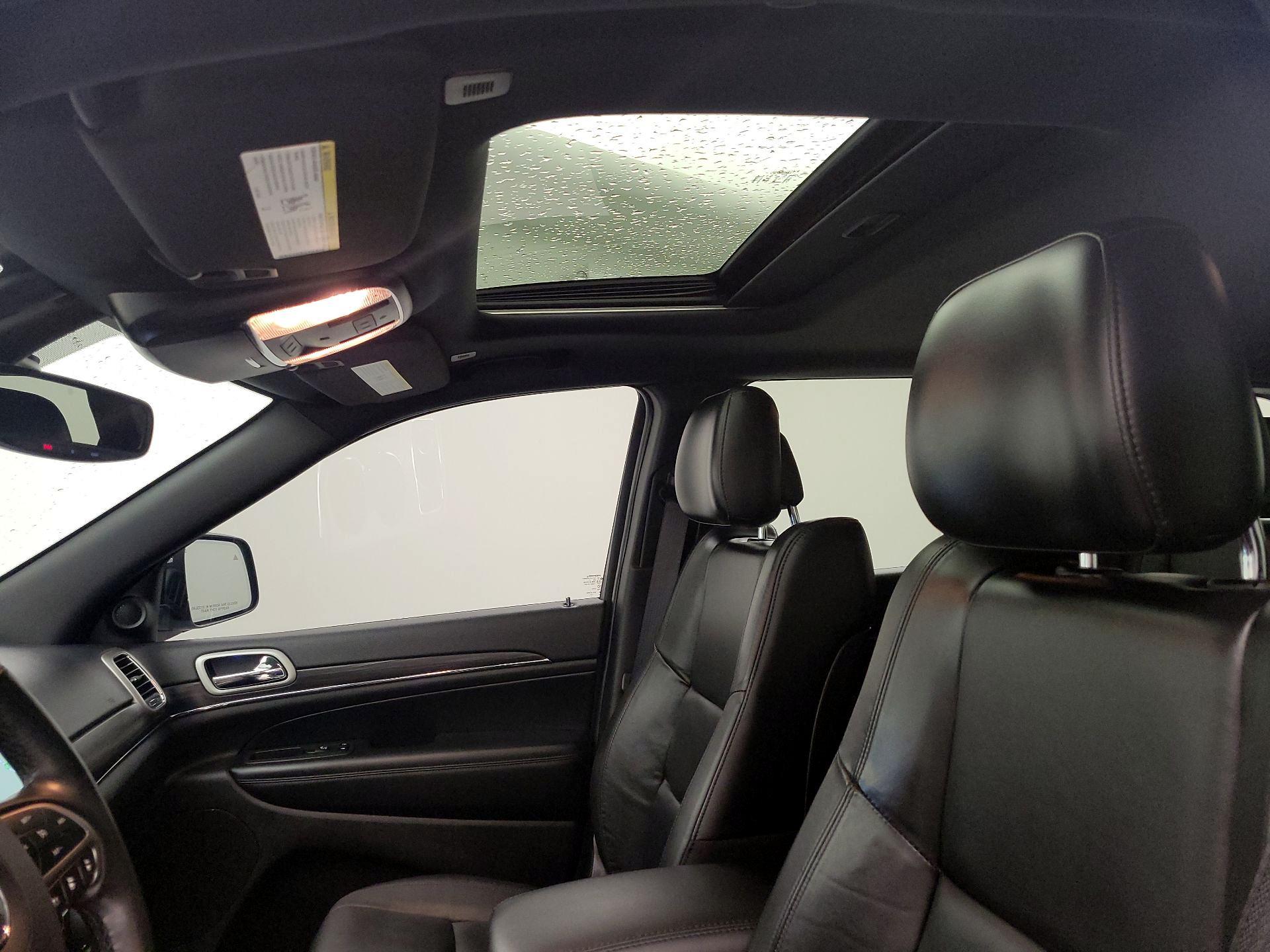 Thumbnail: 2021 Jeep Grand Cherokee - 20