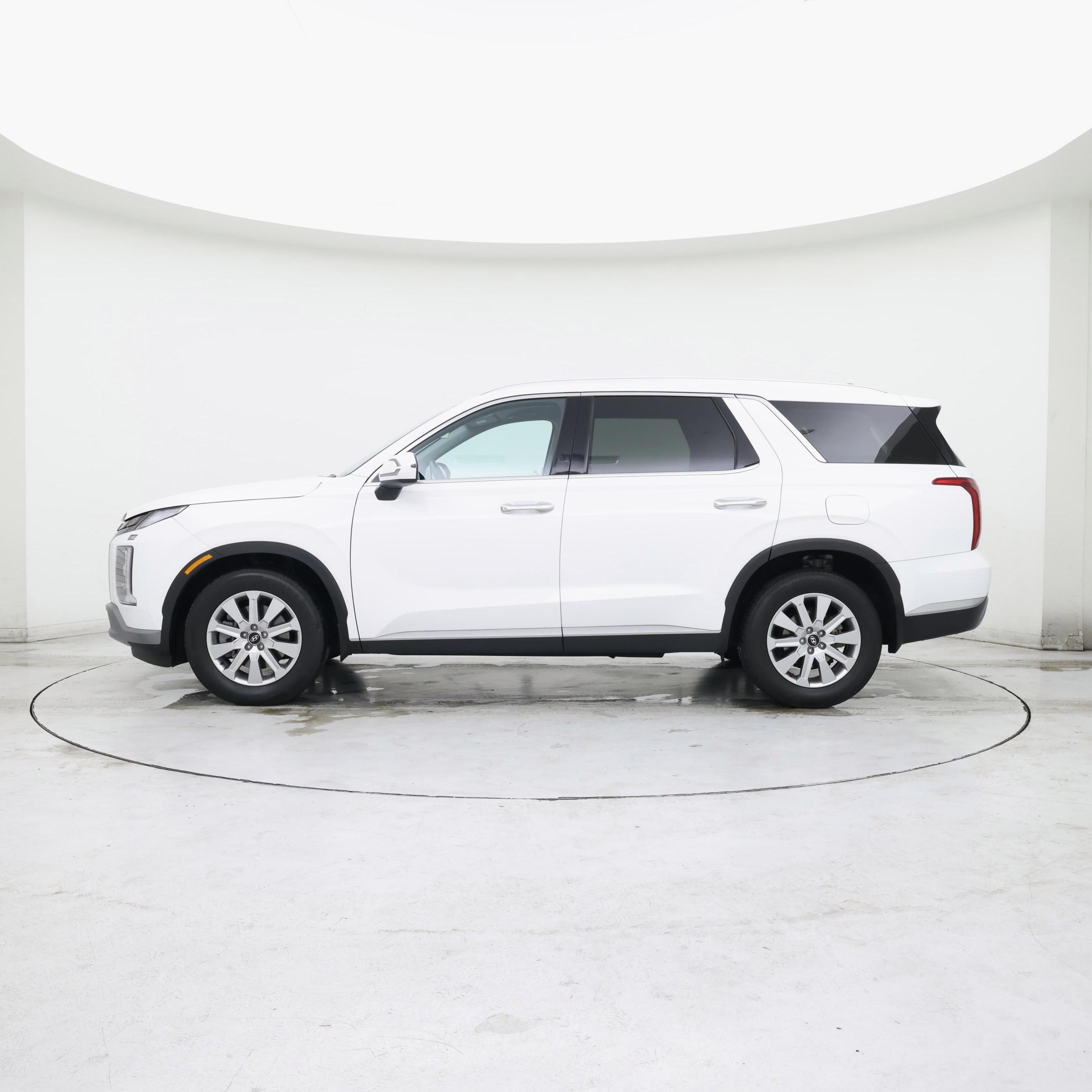 Thumbnail: 2023 Hyundai Palisade - 3