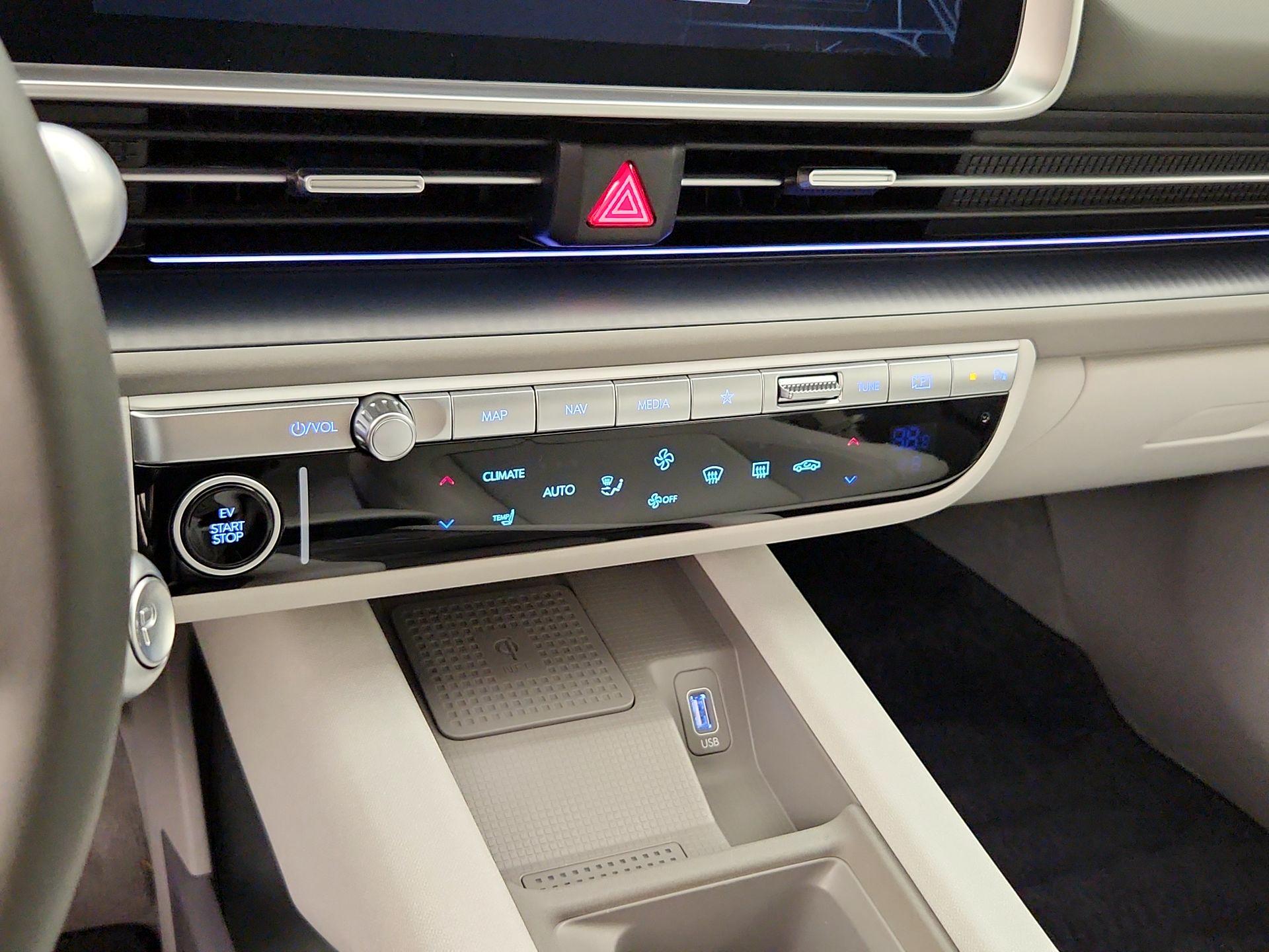 Thumbnail: 2025 Hyundai Ioniq 6 - 17