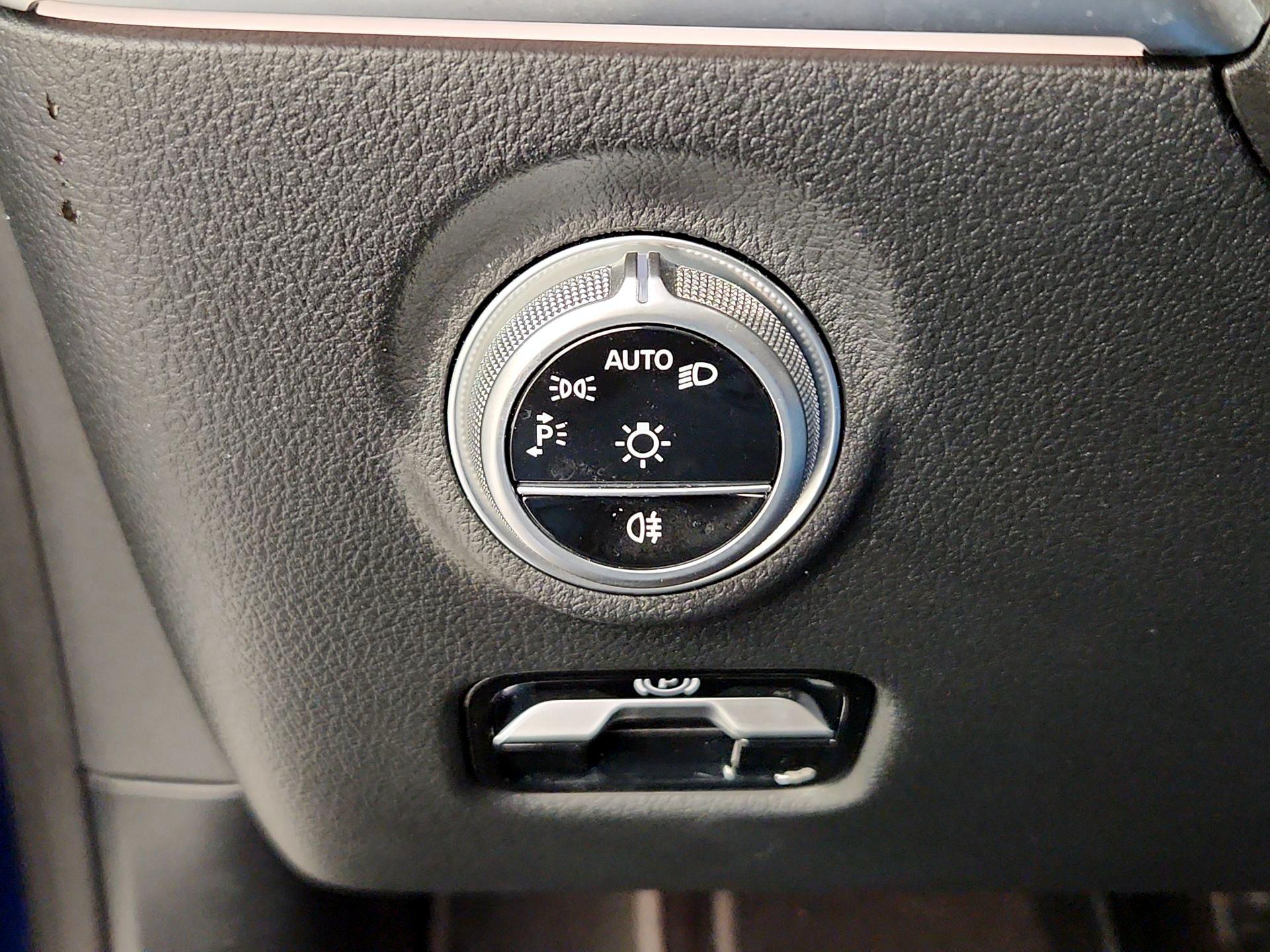 Thumbnail: 2024 Mercedes-Benz CLE - 13