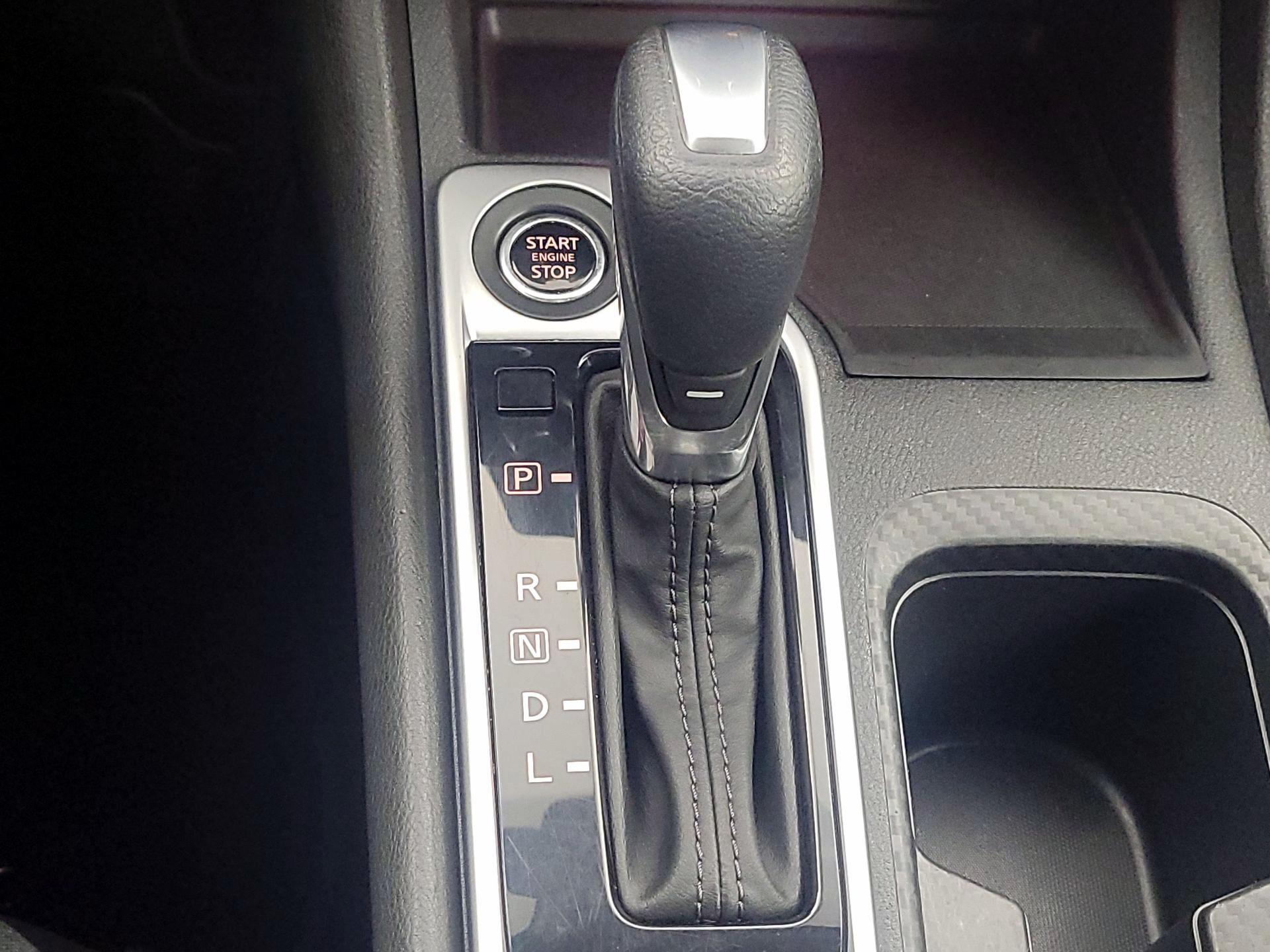 Thumbnail: 2024 Nissan Sentra - 17