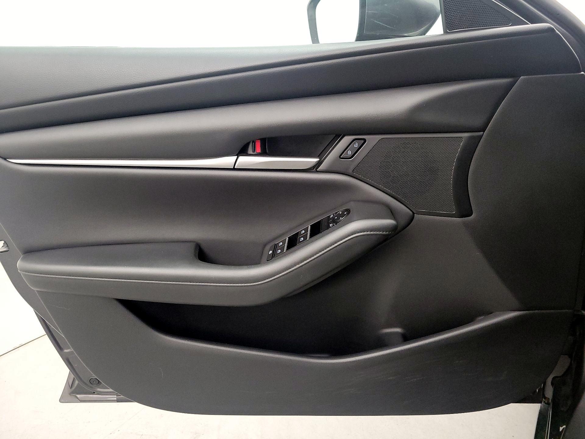 Thumbnail: 2021 Mazda Mazda3 - 12