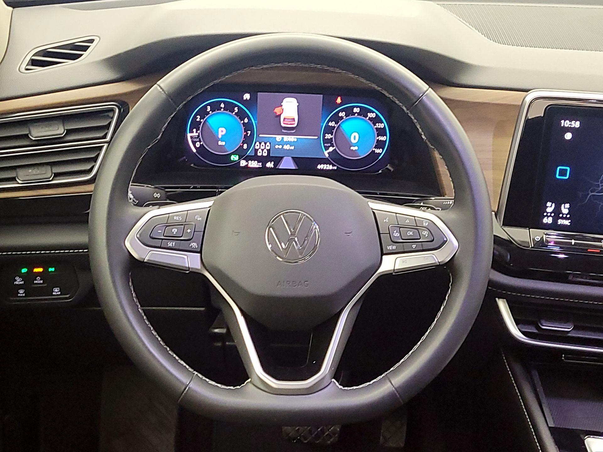 Thumbnail: 2024 Volkswagen Atlas - 10