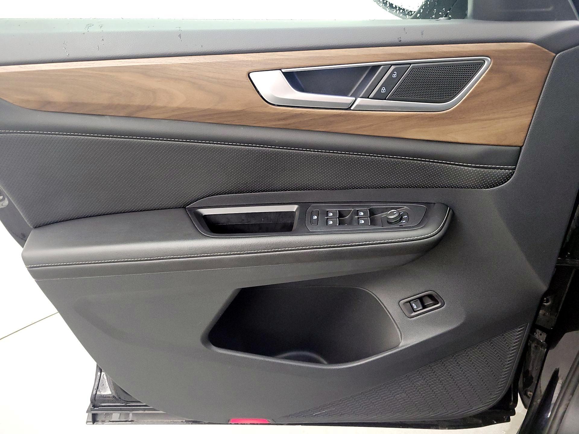 Thumbnail: 2024 Volkswagen Atlas - 12