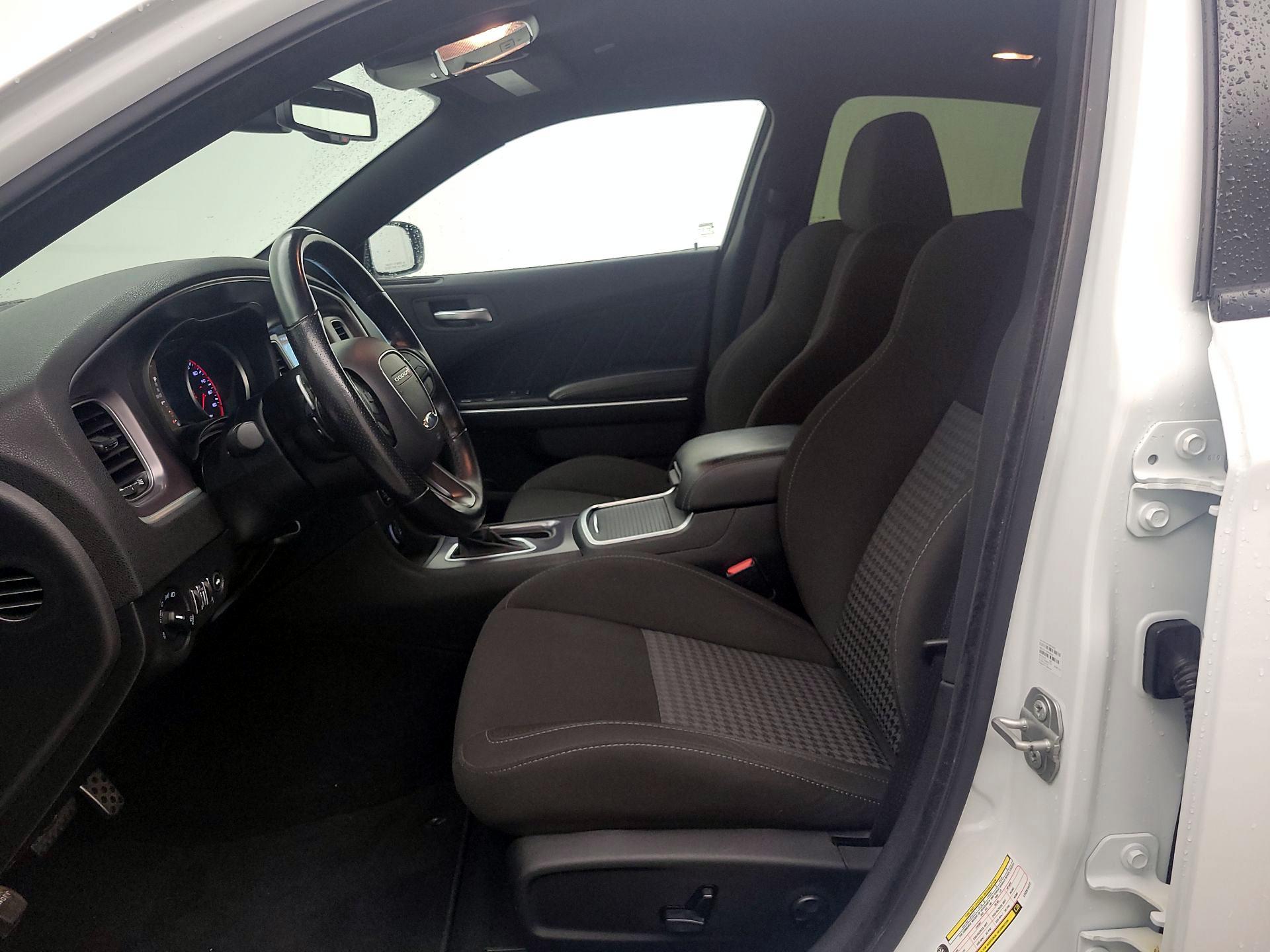 Thumbnail: 2020 Dodge Charger - 11