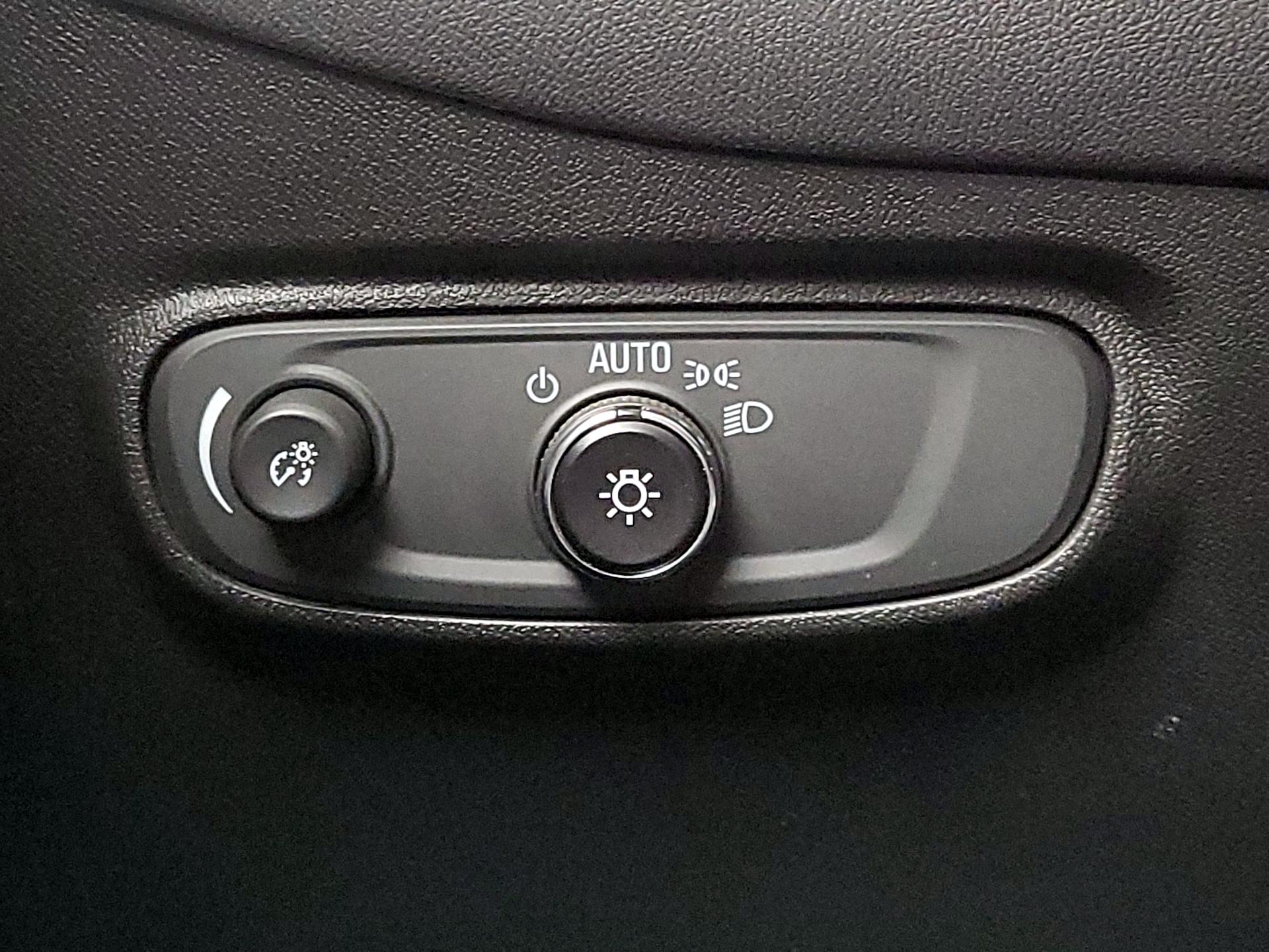 Thumbnail: 2023 Chevrolet Equinox - 13