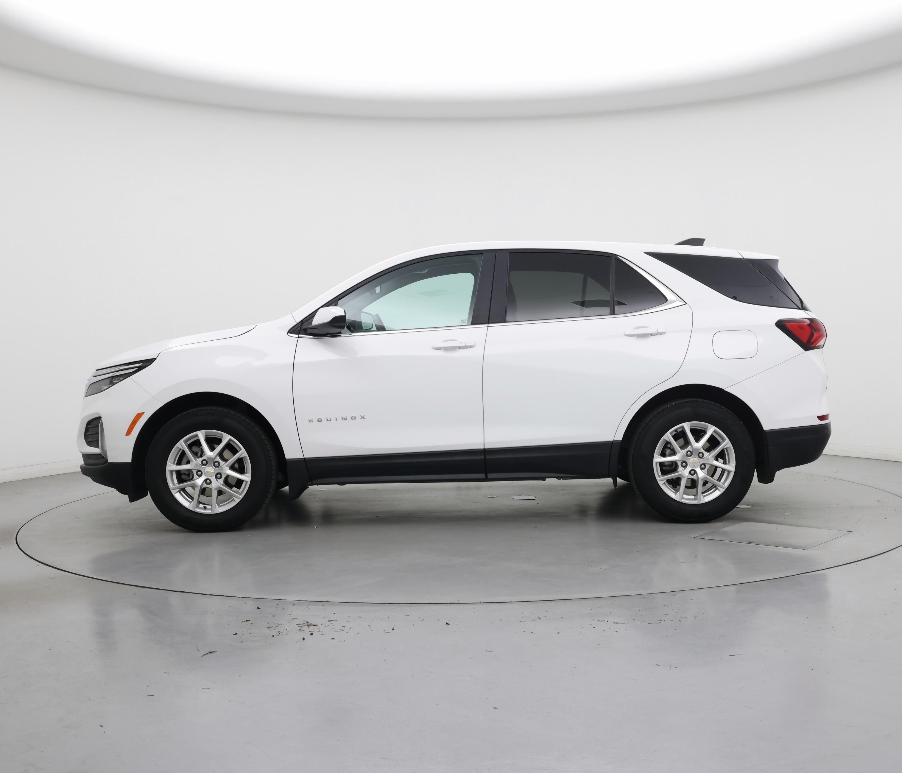 Thumbnail: 2023 Chevrolet Equinox - 3