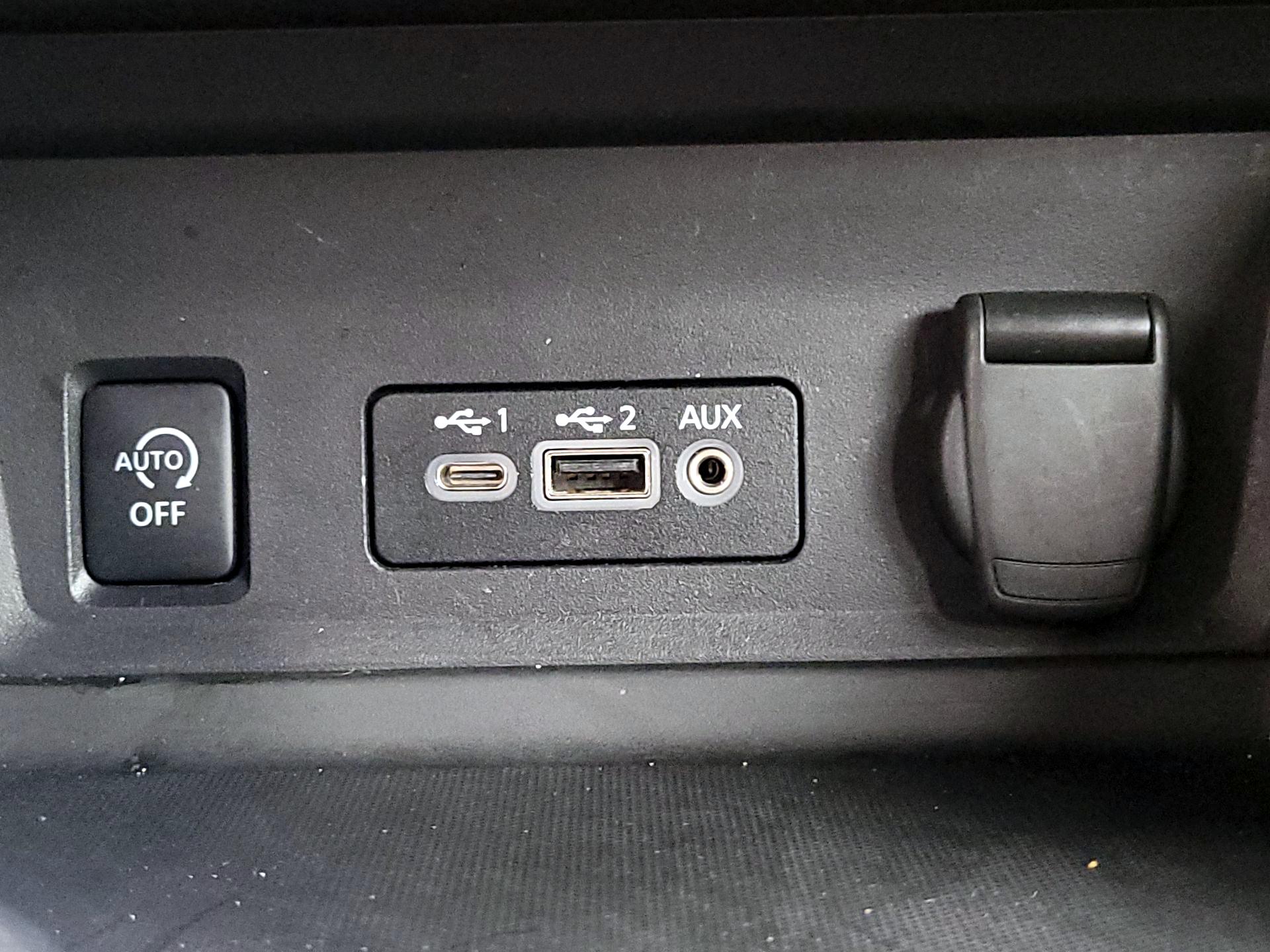 Thumbnail: 2024 Nissan Sentra - 18